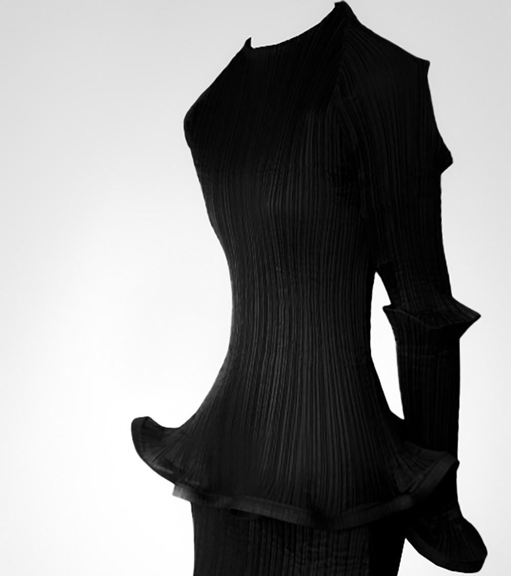 ISSEY MIYAKE Dramatic Sculptural Ensemble Top Skirt Avant-garde Pleats Please In Excellent Condition In Berlin, BE