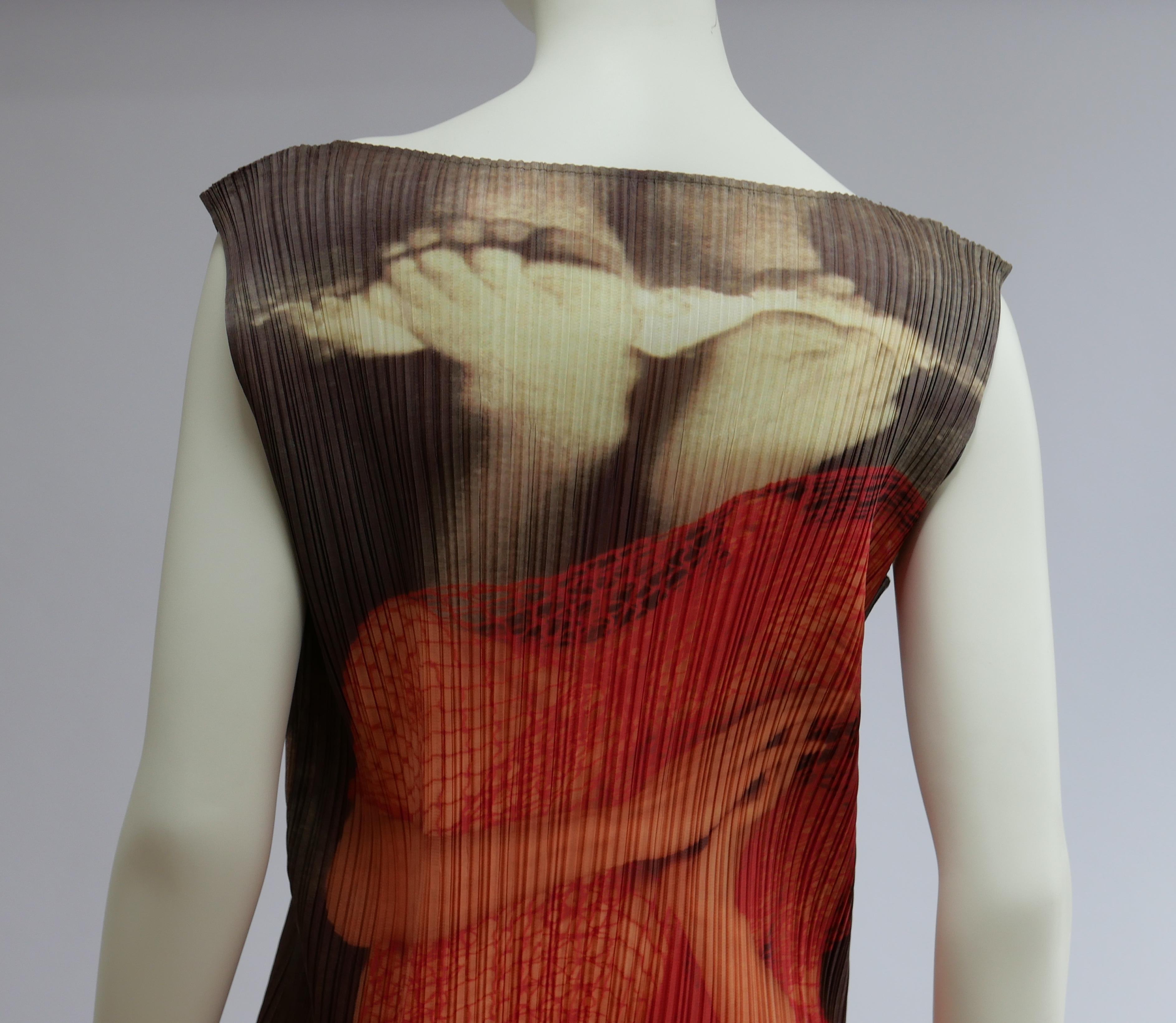 ISSEY MIYAKE Dress Guest Artist Yasumasa Morimura Series No.1  In Good Condition For Sale In London, GB