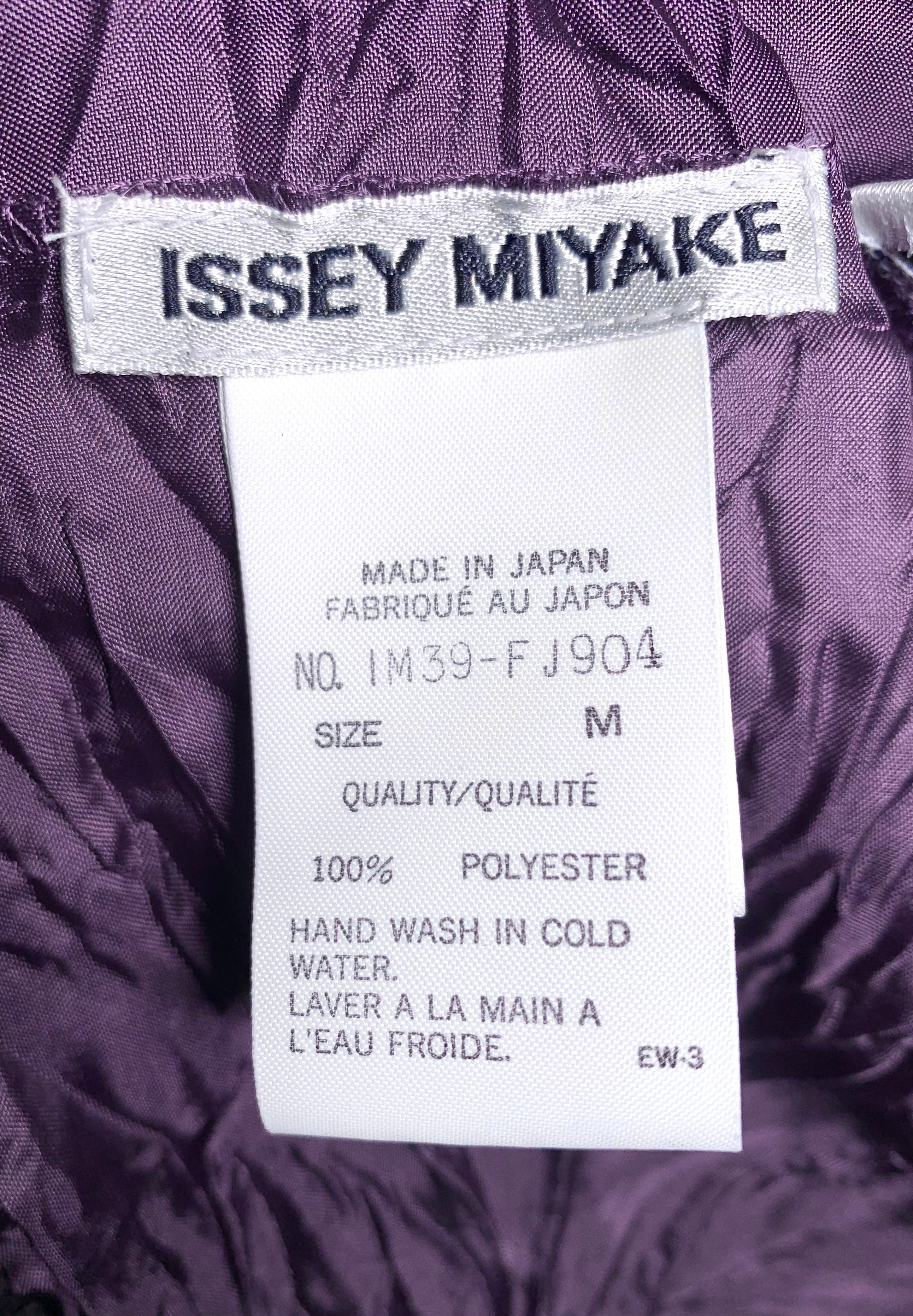 Issey Miyake Eggplant Purple Crinkle Pleat Mock Turtleneck Blouse, 1990s In New Condition For Sale In Los Angeles, CA