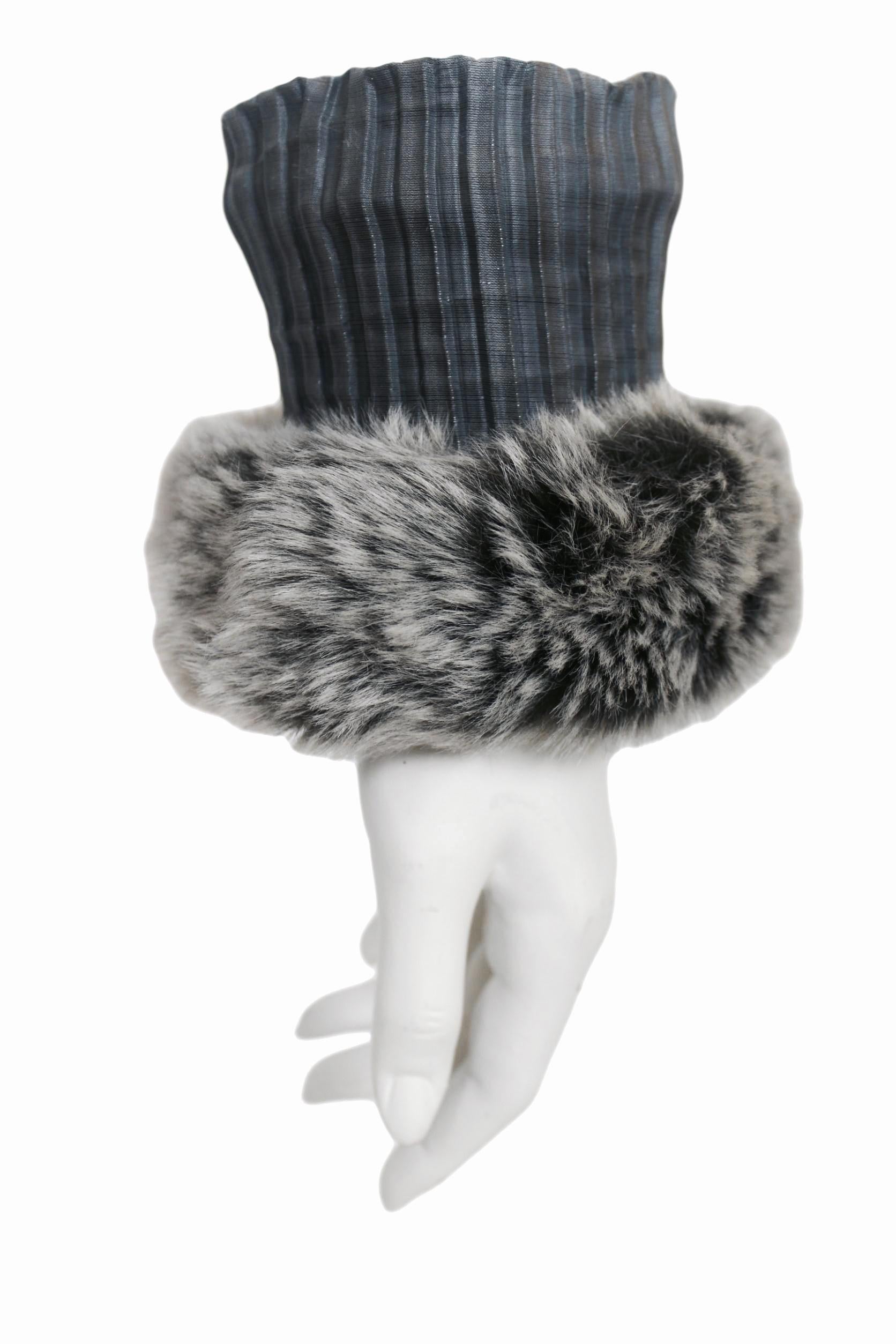 Issey Miyake Faux Fur Pleats Please Cowl and Wrist Cuff Accessories  For Sale 7
