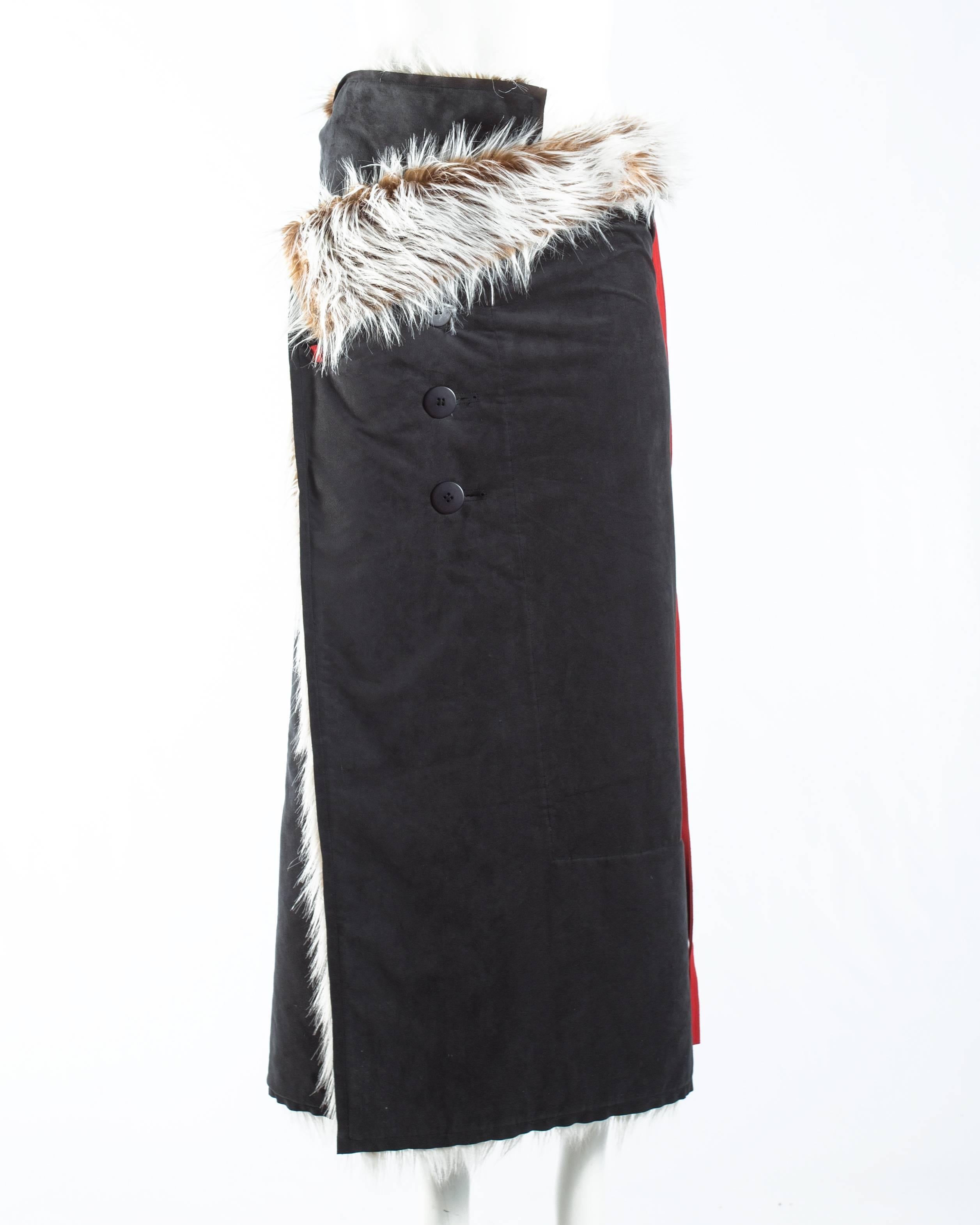 Issey Miyake faux fur vest and skirt ensemble, A/W 2000 In Excellent Condition For Sale In London, GB