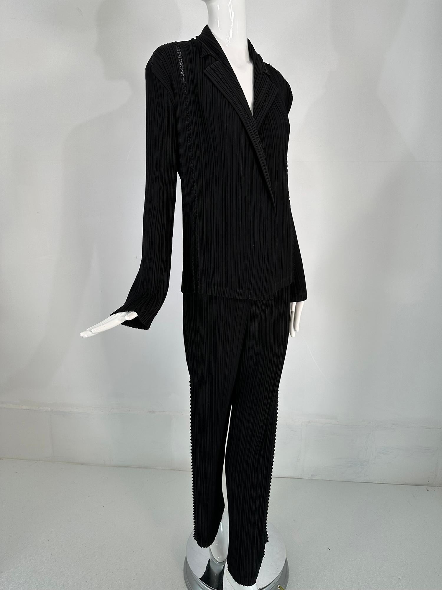 Women's Issey Miyake Fete 2pc Jacket & Pant Black Pleats with Open Mesh Insertion Size 4 For Sale