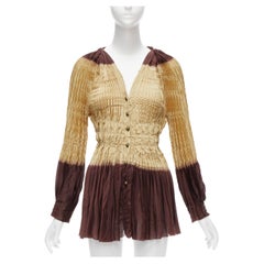 ISSEY MIYAKE FETE Brown tie dye plissiertes Tunika-Oberteil mit Knopfleiste JP2 M