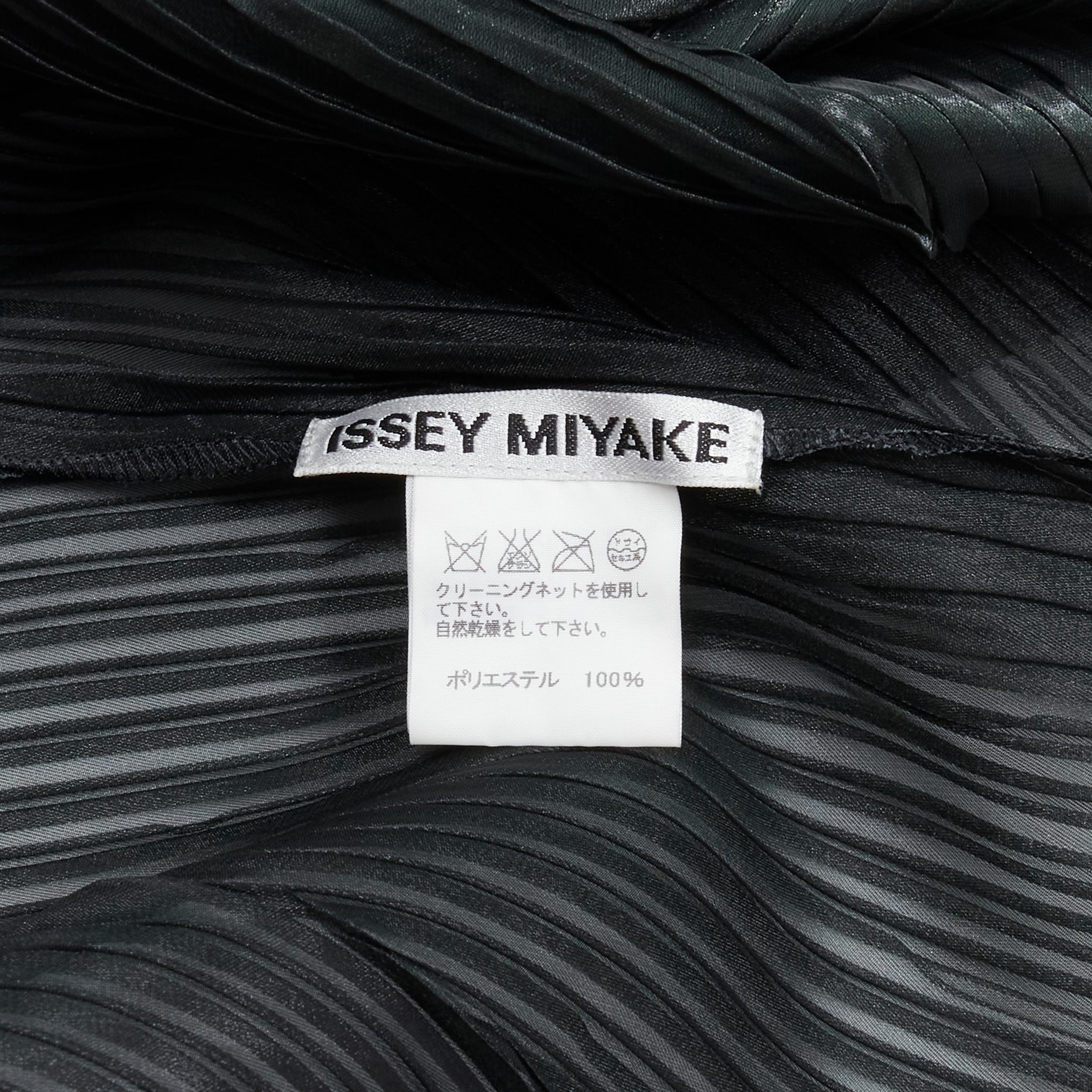 ISSEY MIYAKE green plisse pleat black cloud ruffle shawl top JP3 L 7