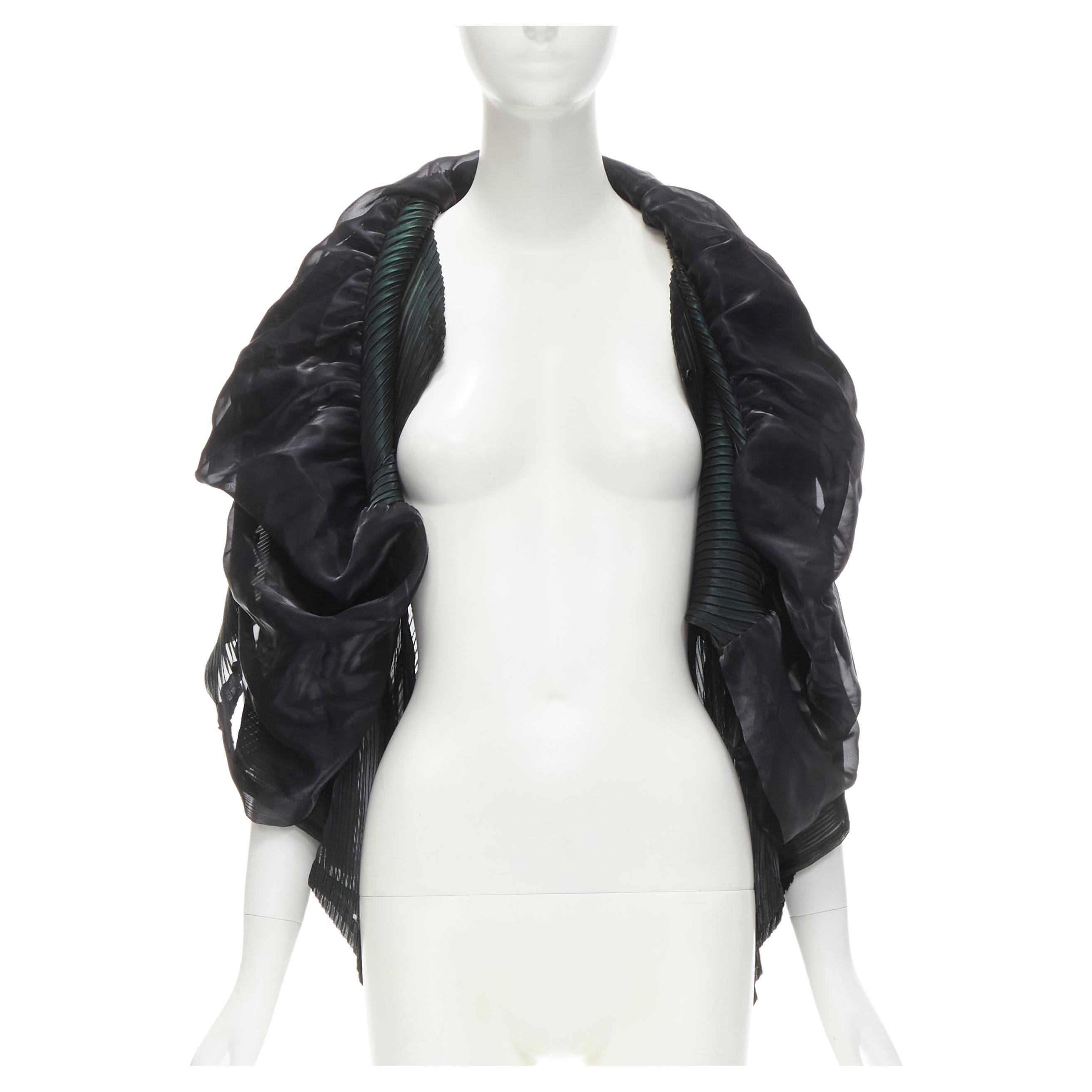ISSEY MIYAKE green plisse pleat black cloud ruffle shawl top JP3 L