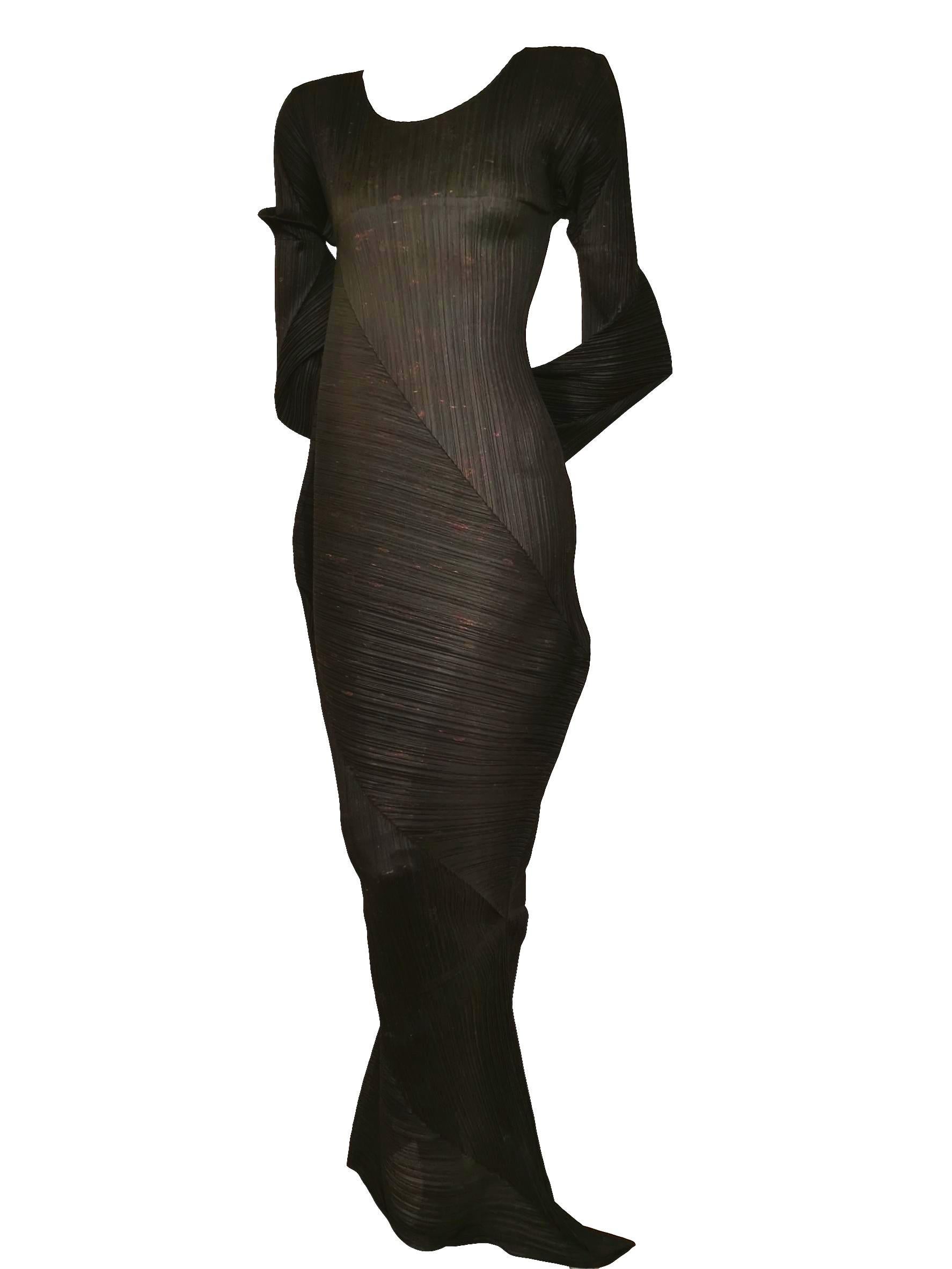 Issey Miyake Guest Artist Cai Guo Qiang Series Number 4 Serpentine Dress For Sale 5
