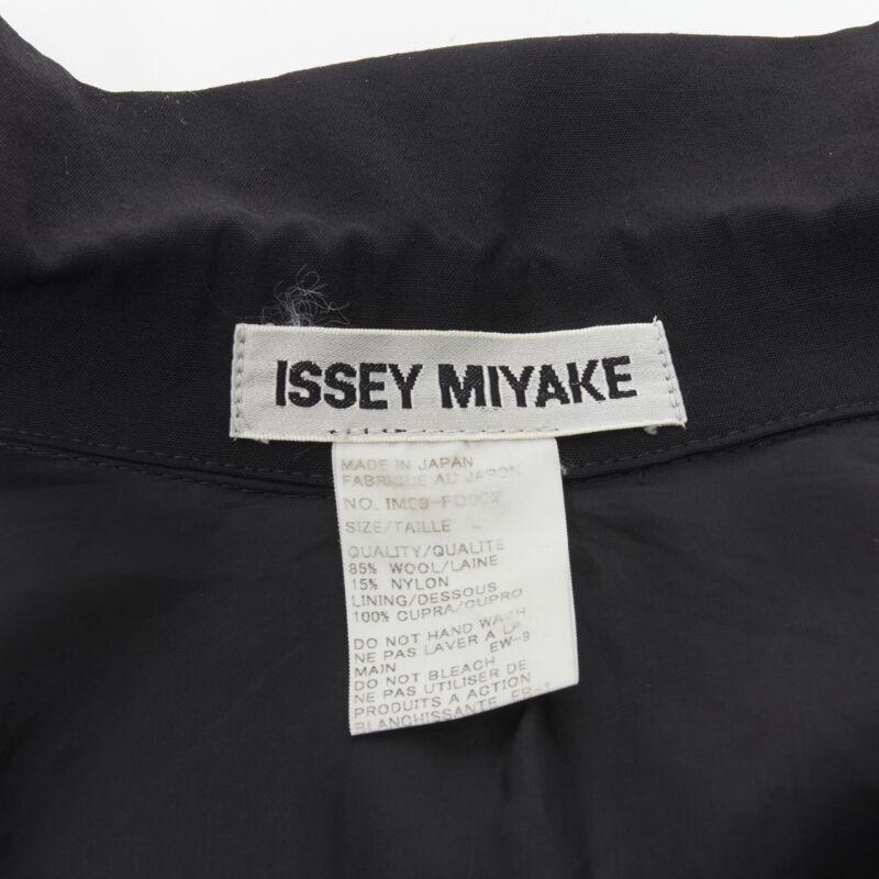 ISSEY MIYAKE lightweight wool nylon flap placket relaxed casual blazer L For Sale 4