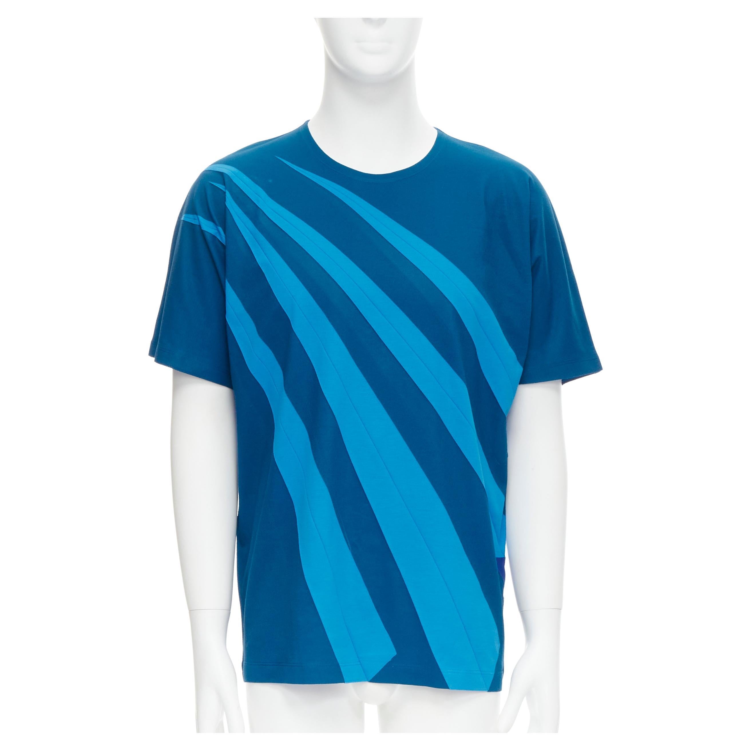 ISSEY MIYAKE MEN blue bonded pleat graphic print tshirt M For Sale