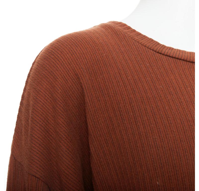 ISSEY MIYAKE UOMO maglione a maniche lunghe a coste in misto cotone marrone M.
Riferimento: PRWU/A00058
Marchio: Issey Miyake
Collection'S: Uomo
Materiale: Cotone, misto
Colore: marrone
Modello: Tinta unita
Chiusura: Pullover
Prodotto in: