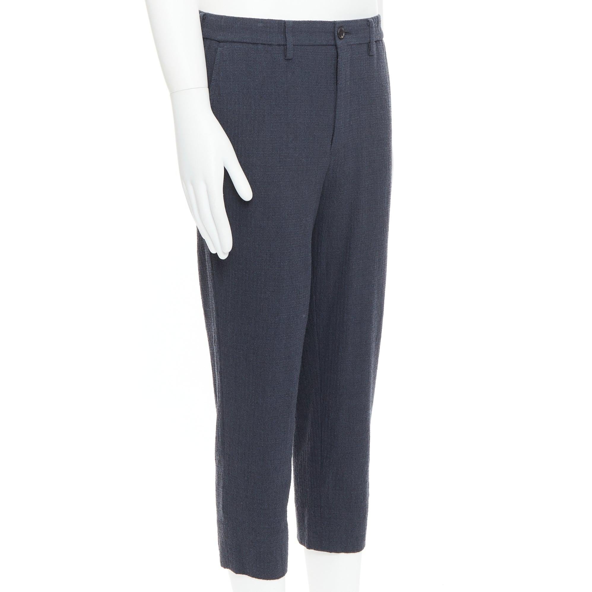 ISSEY MIYAKE Herren Graue strukturierte Hose aus 100 % Wolle JP1 S (Schwarz) im Angebot