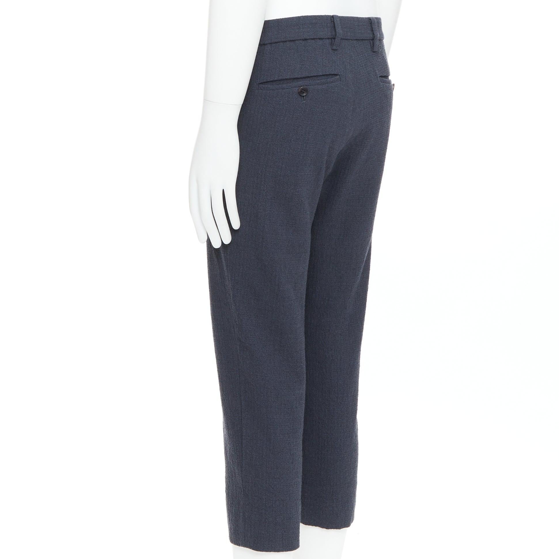 ISSEY MIYAKE Herren Graue strukturierte Hose aus 100 % Wolle JP1 S im Angebot 2
