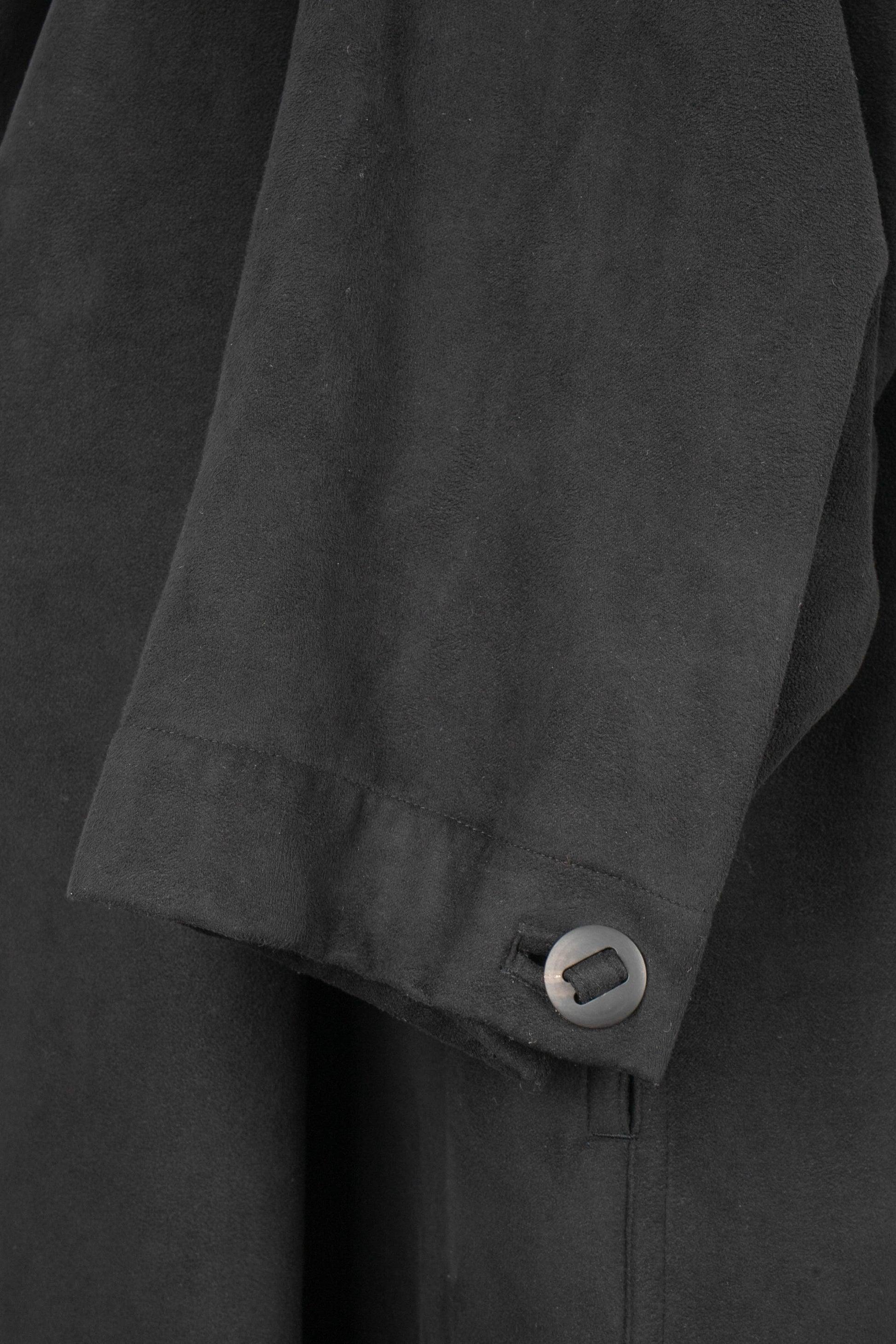 Issey Miyake Uomo Cappotto lungo asimmetrico in vendita 8
