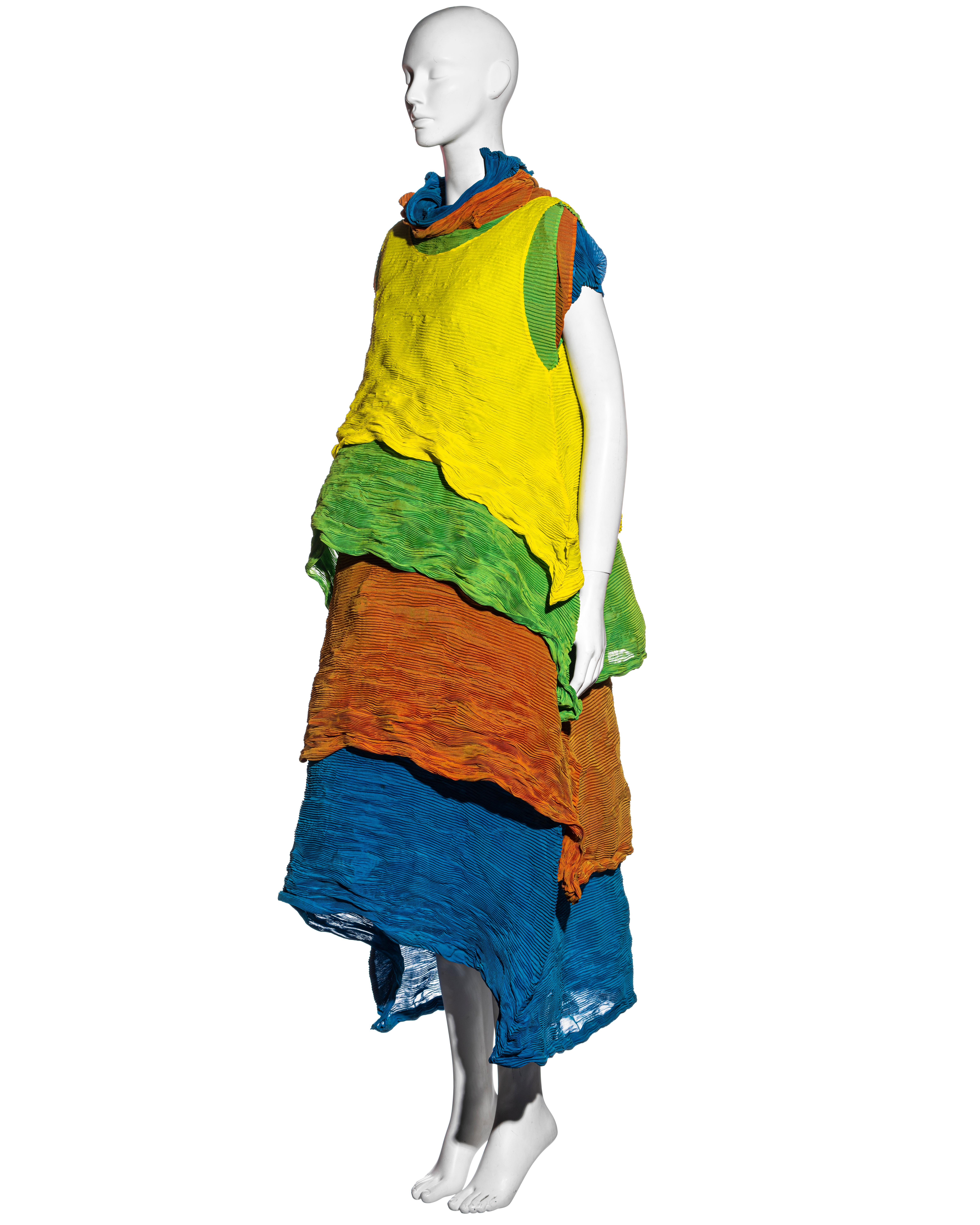 Jaune Issey Miyake - Robe plissée multicolore à quatre pièces superposées, printemps-été 1993 en vente