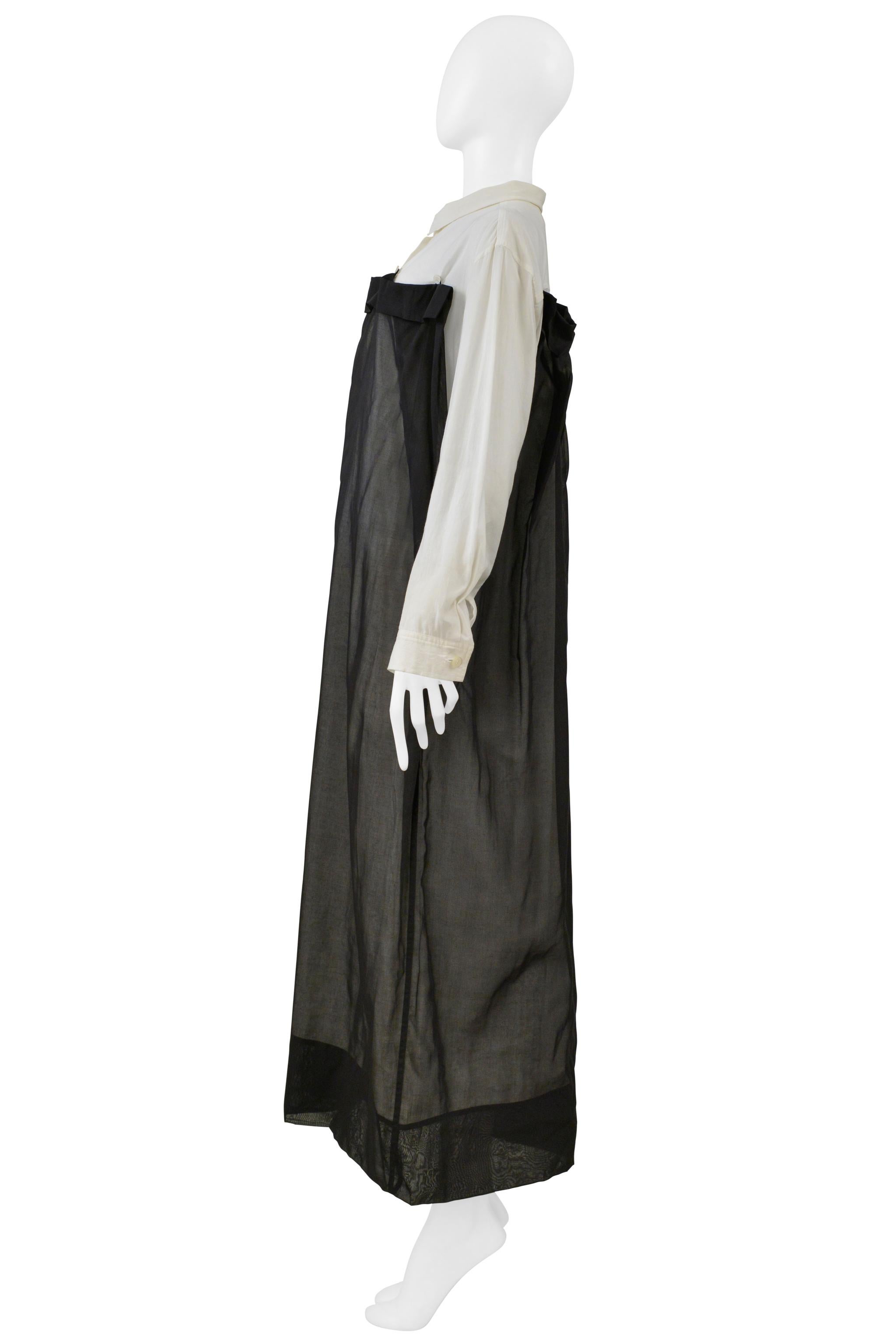 Issey Miyake Robe-chemise écrue avec superposition de boutons noirs 1998-1999 en vente 2