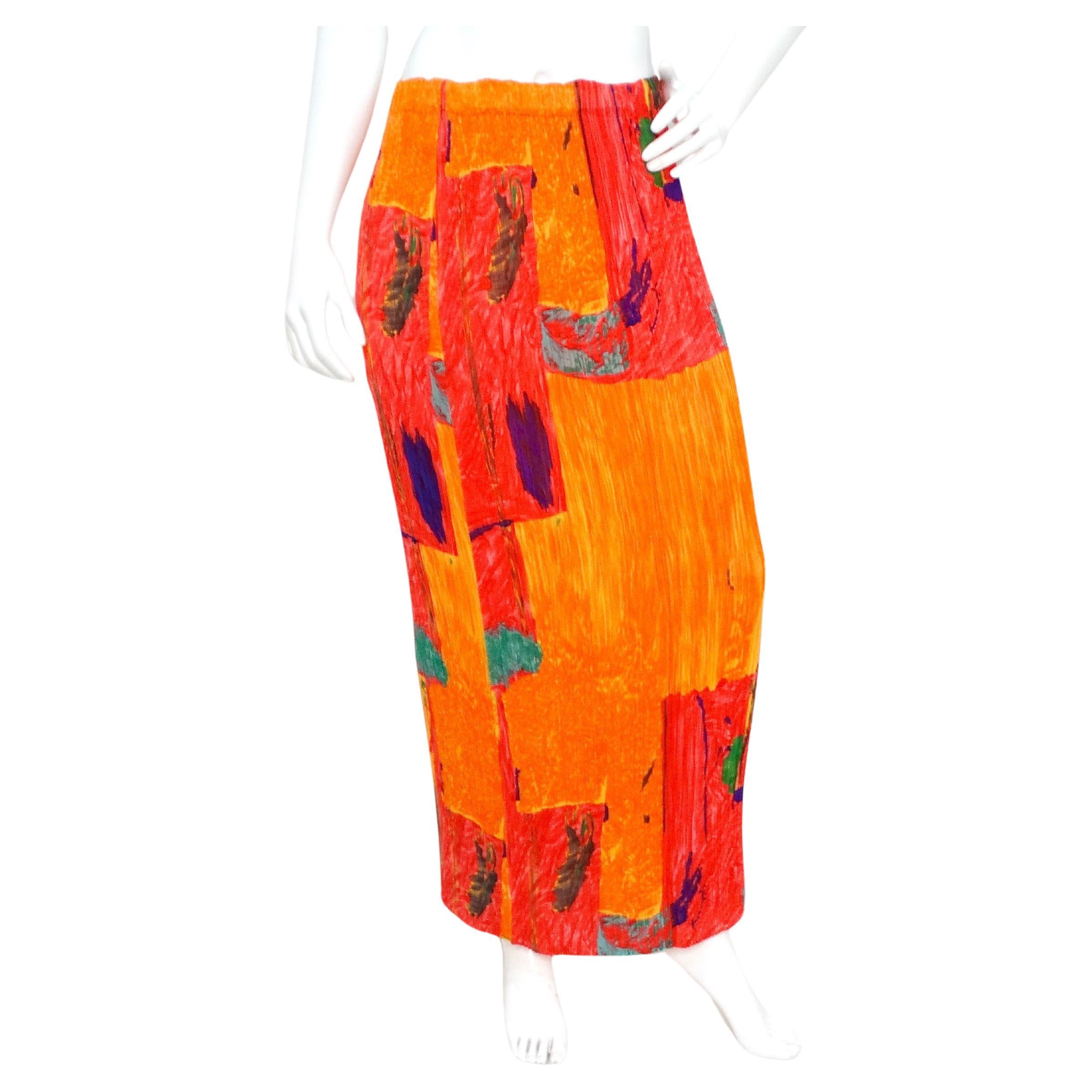 Issey Miyake - Jupe longue plissée à imprimé abstrait - Orange en vente