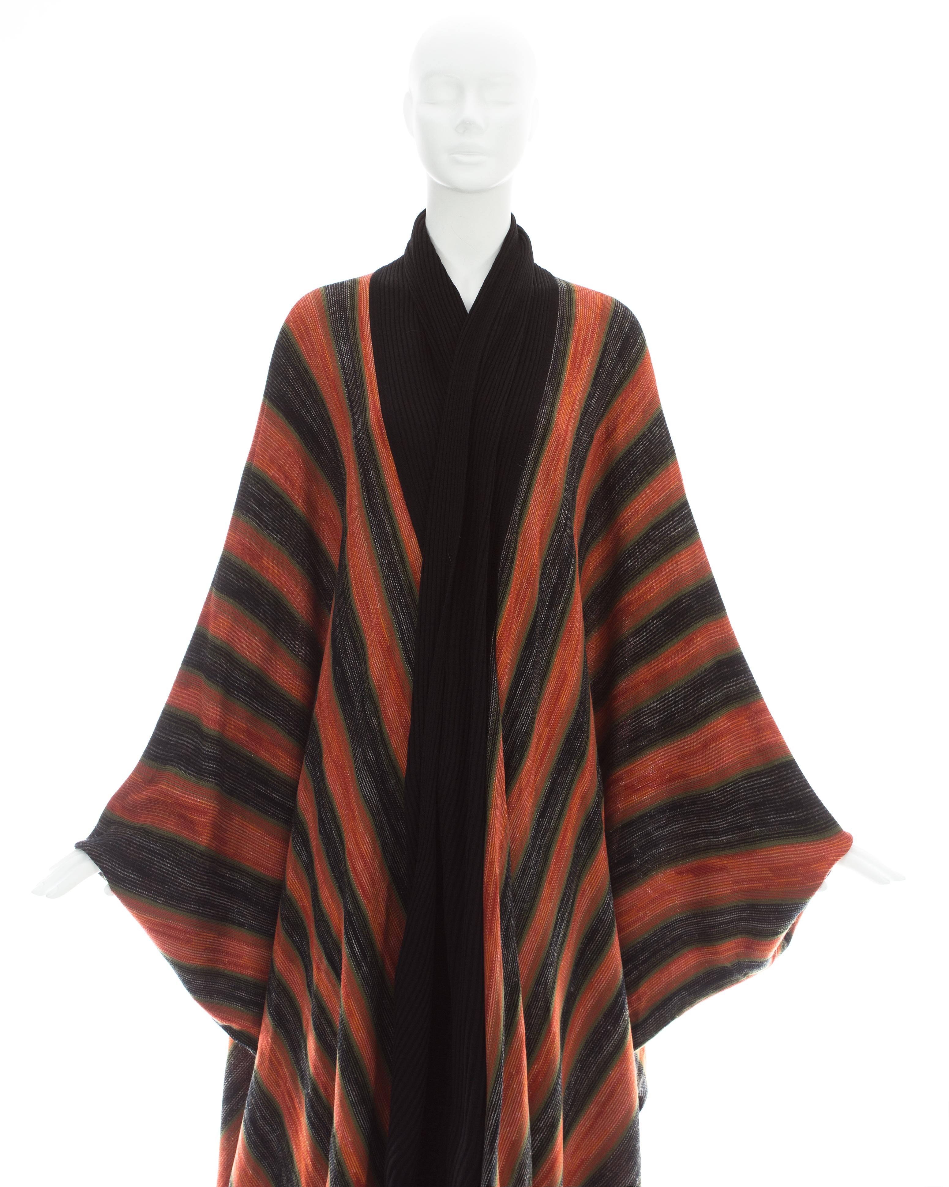 Issey Miyake orange acetate knit batwing robe, ca. 1976 (Schwarz) im Angebot