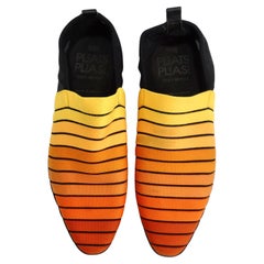 Issey Miyake Orange Farbverlauf Flats