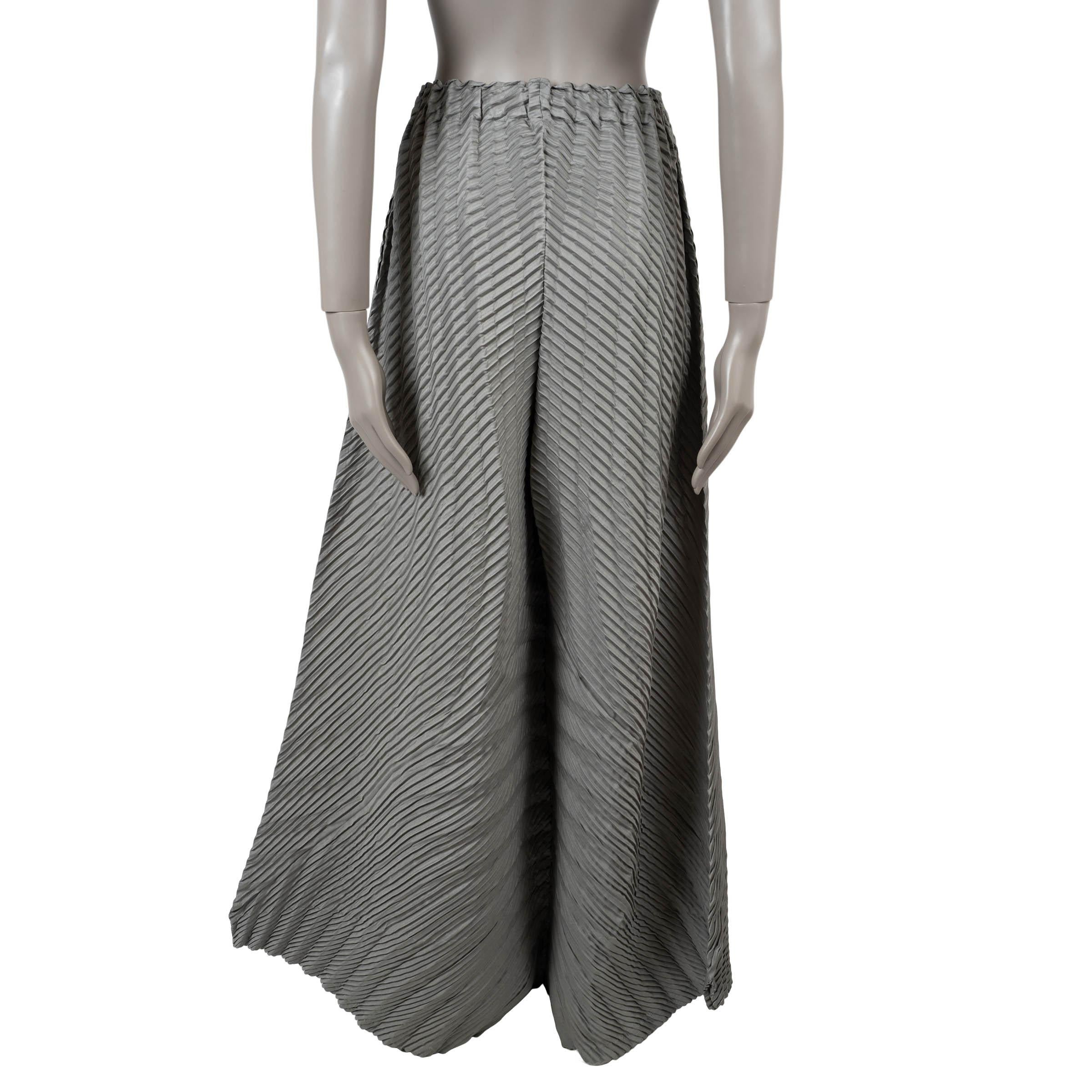 Grigio ISSEY MIYAKE pale sage polyester 2023 PLEATED WIDE LEG Pants 2 M in vendita