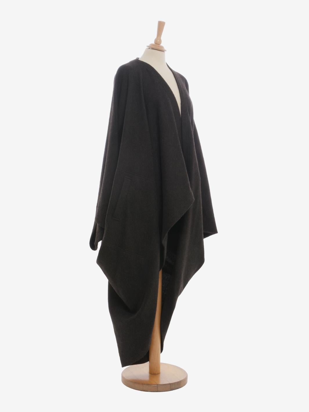Issey Miyake Permanente Wool Dolman Coat - 80s In Excellent Condition For Sale In Milano, IT