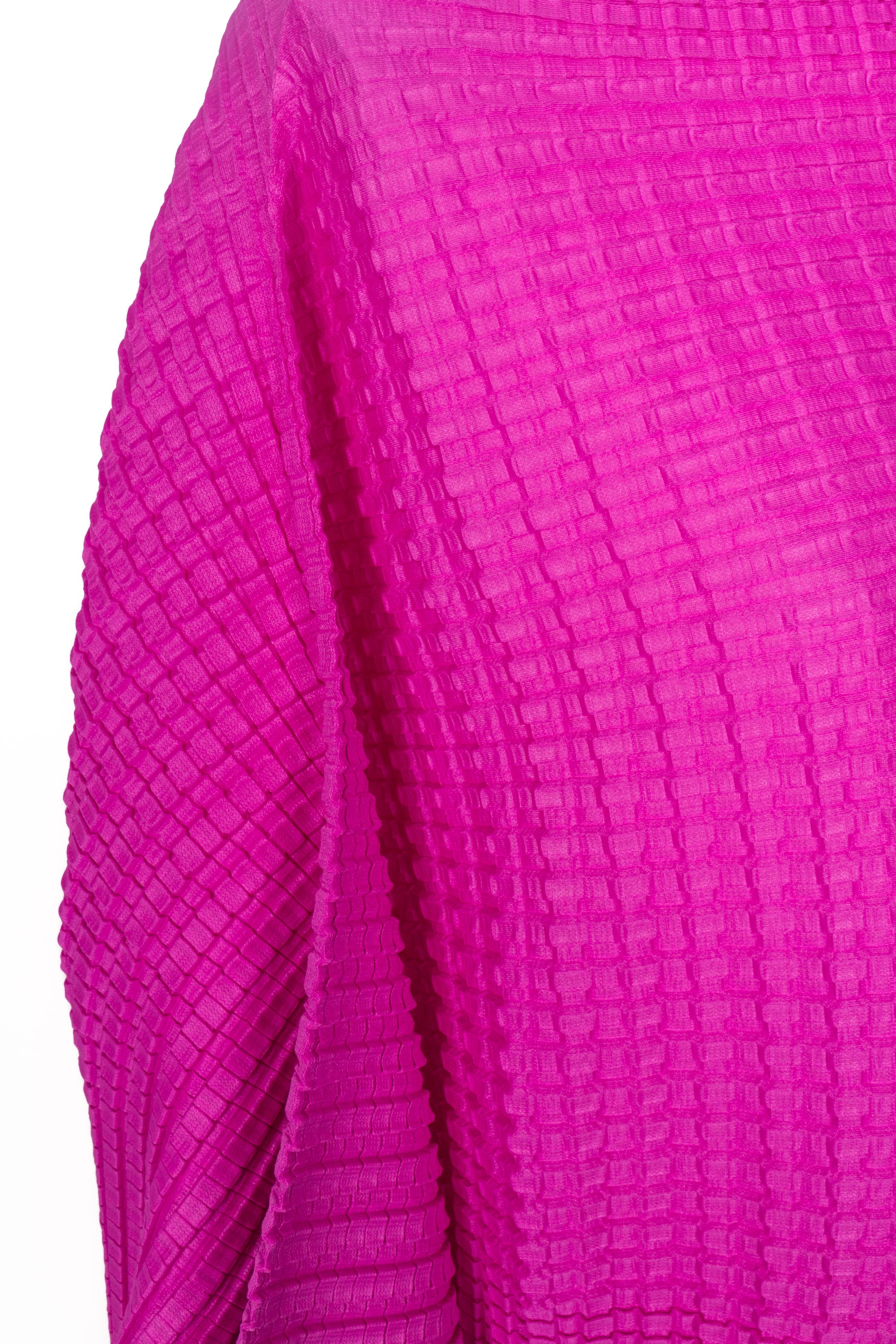 Rose Issey Miyake rose Robe Pleats Please en vente