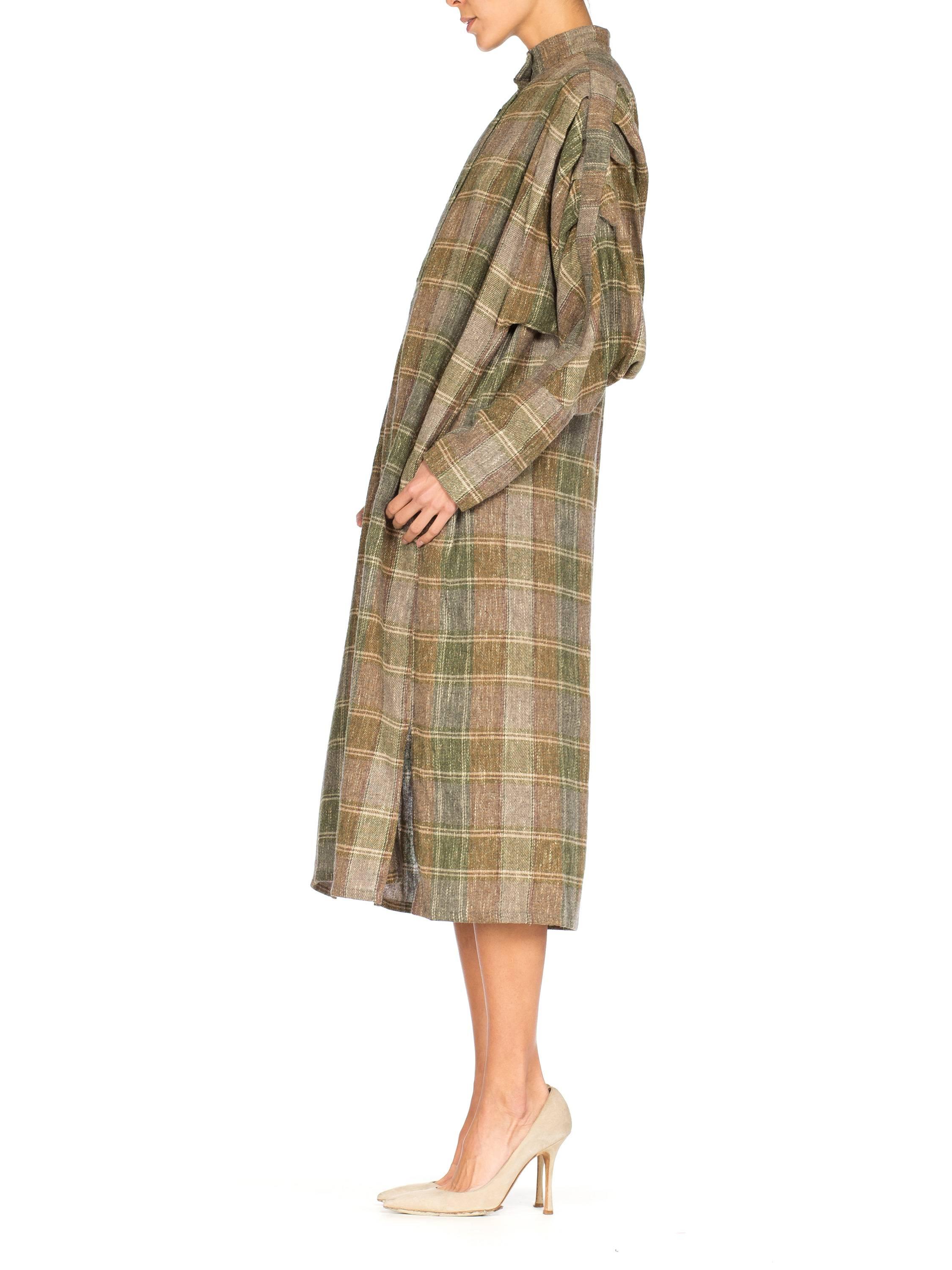 1980er ISSEY MIYAKE Wolle Flannel Plaid plissierte Ärmel Tunika Kleid im Zustand „Hervorragend“ im Angebot in New York, NY