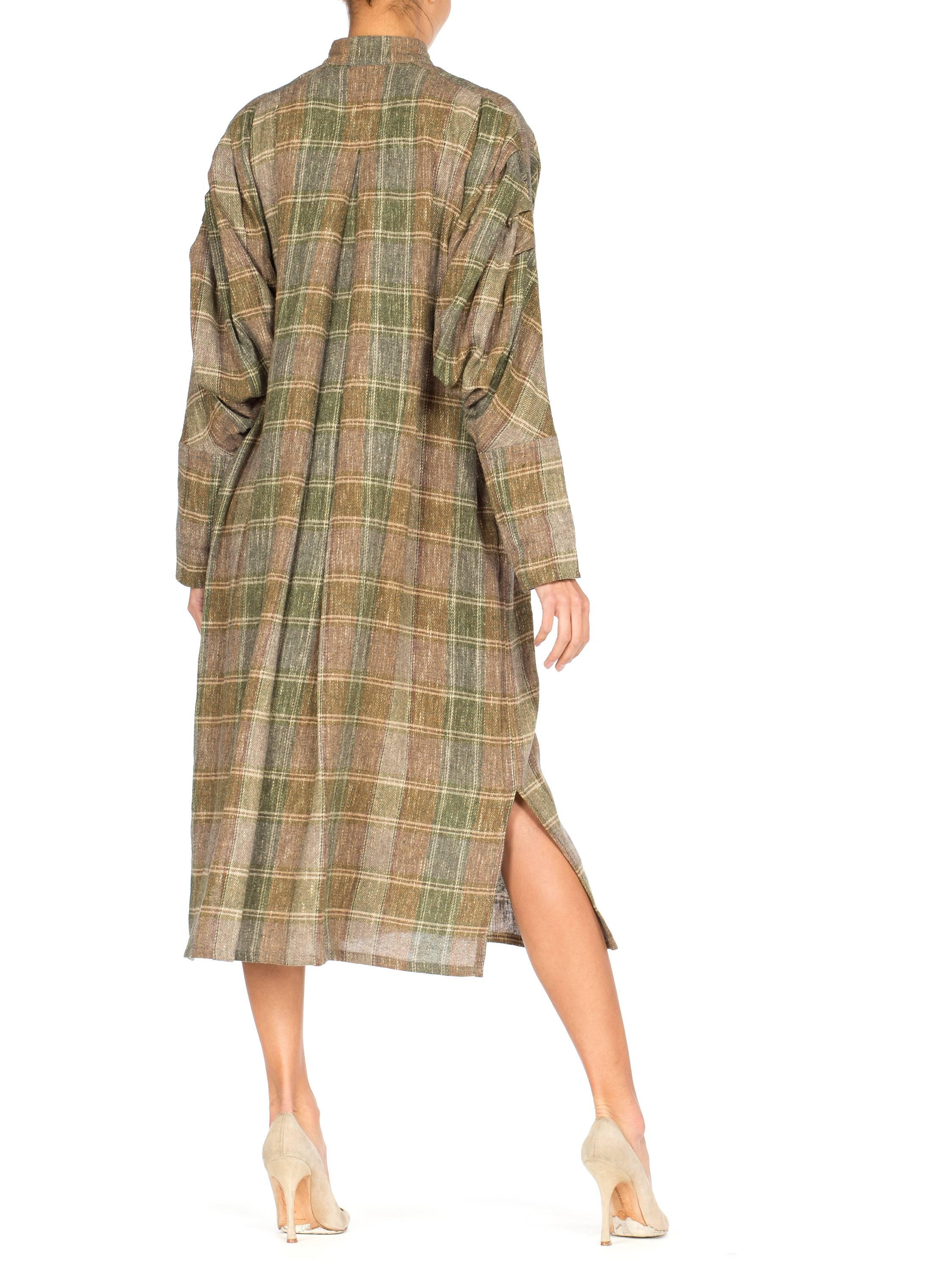 1980er ISSEY MIYAKE Wolle Flannel Plaid plissierte Ärmel Tunika Kleid im Angebot 1