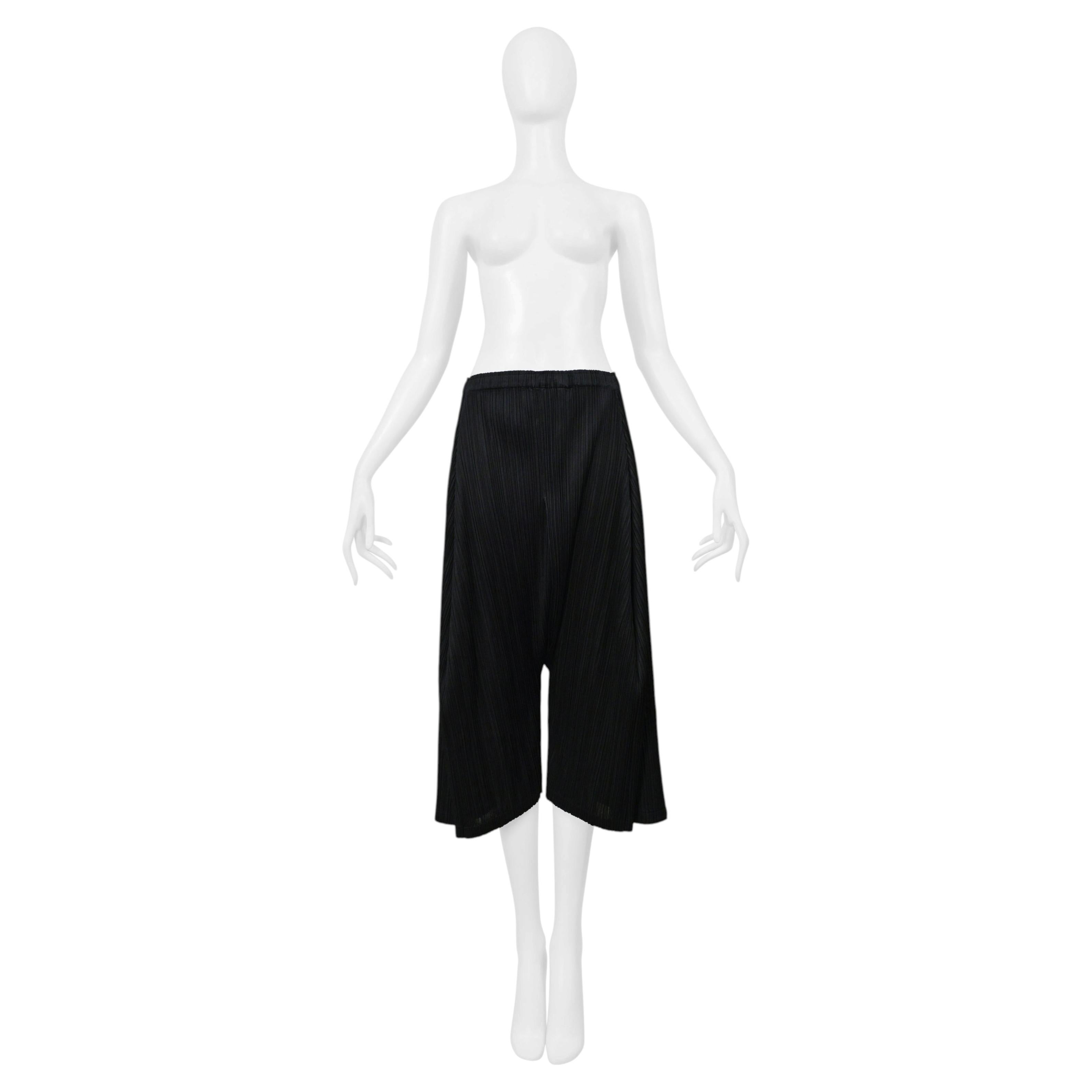 Issey Miyake Pleats Please Schwarze Plissee-Haremshose 1998-99