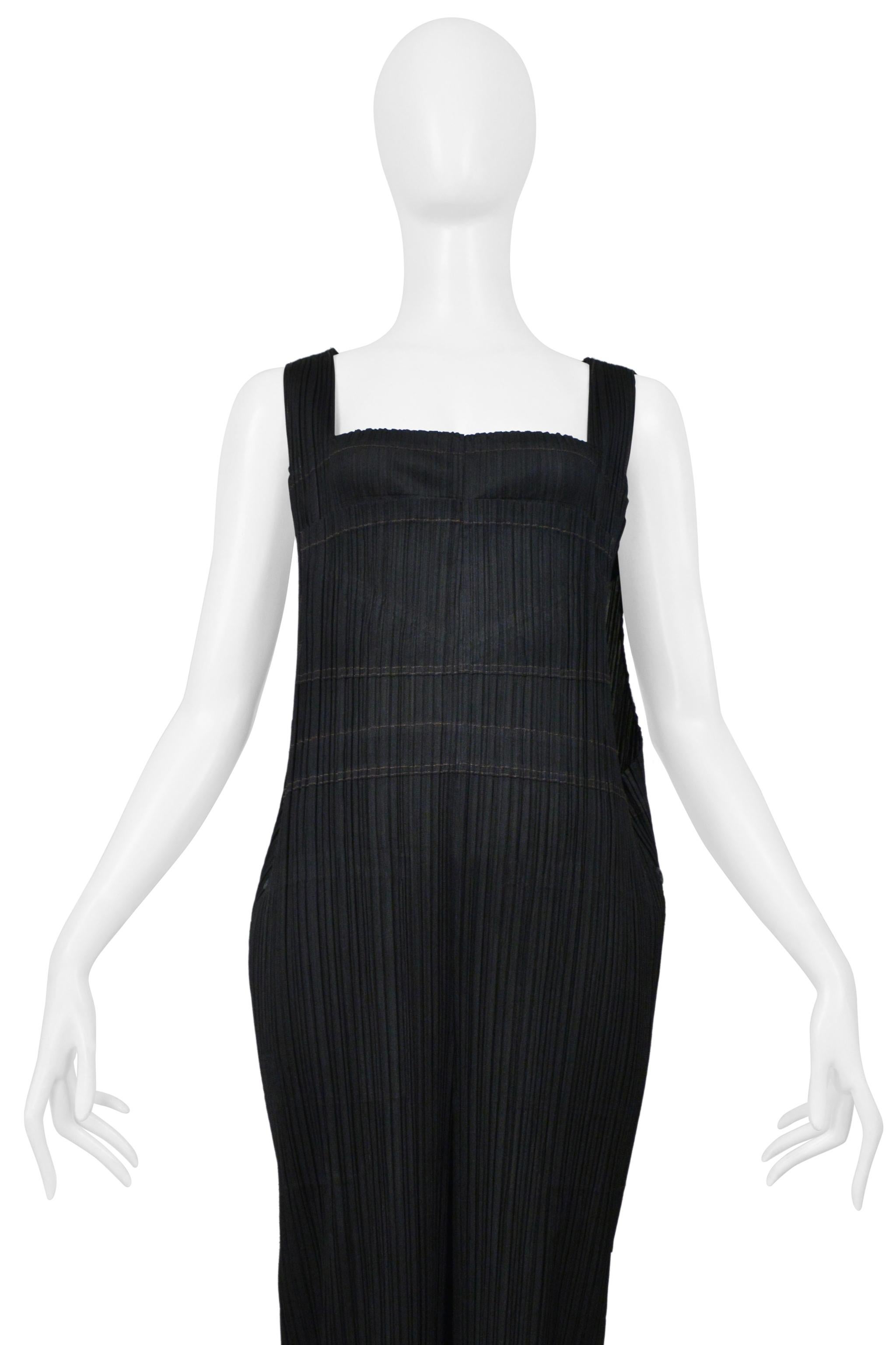 ISSEY MIYAKE FETE アンサンブル size2 Issey Miyake Fete Blue Pleated Jacket & Skirt Set – Palm Beach Vintage