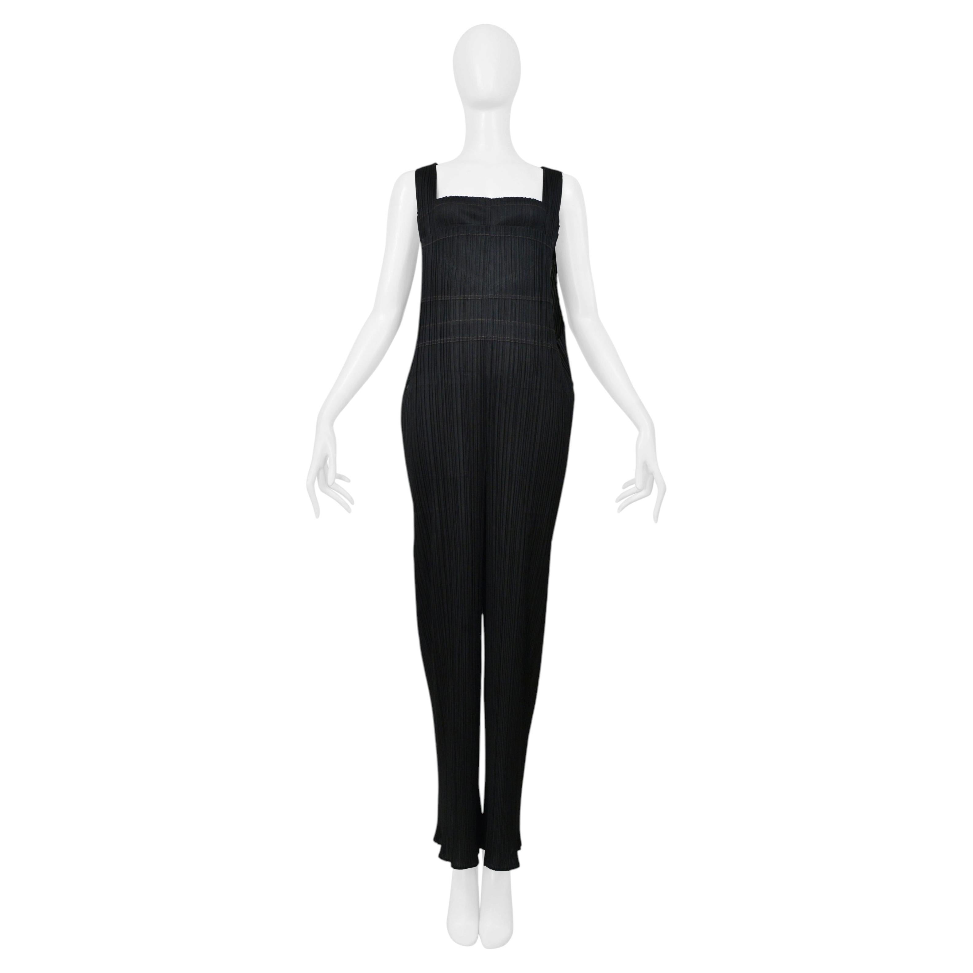 ISSEY MIYAKE FETE アンサンブル size2 Issey Miyake Fete metallic silver cutout trousers – Moore Vintage