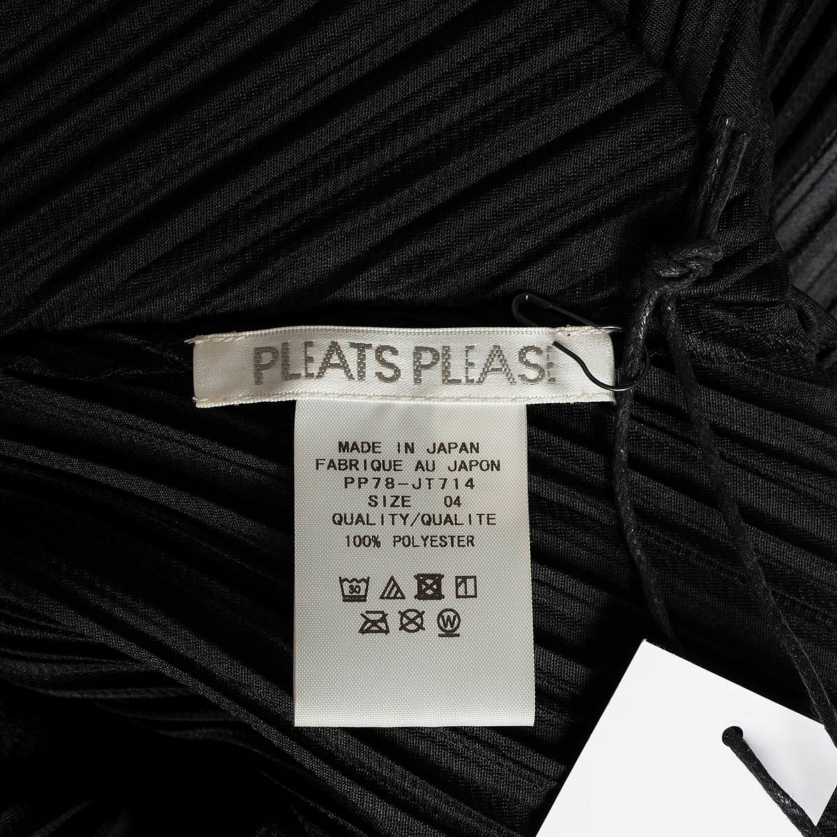 ISSEY MIYAKE PLEATS PLEASE black pleated Sleeveless Shirt 4 L For Sale 1