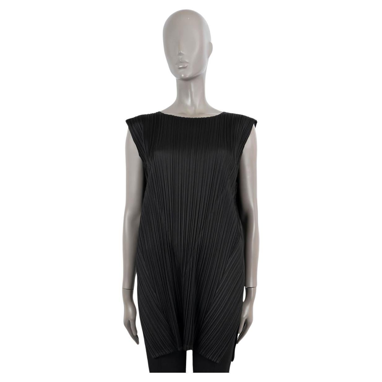 ISSEY MIYAKE PLEATS PLEASE black pleated Sleeveless Shirt 4 L For Sale