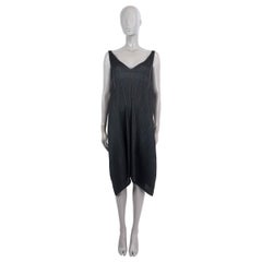 ISSEY MIYAKE PLEATS PLEASE black PLEATED SLEEVELESS TIE-BACK Dress 5 XL
