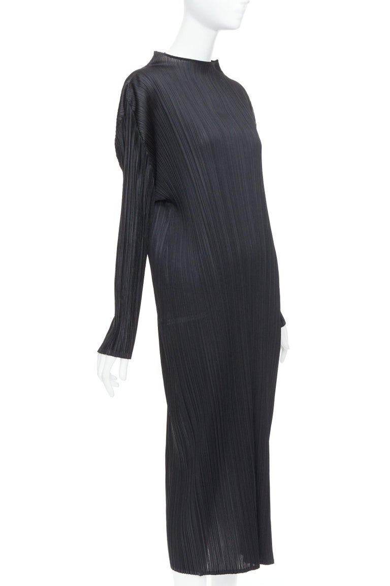 ISSEY MIYAKE Pleats Please black plisse bateau neck slit midi dress JP4 XL  at 1stDibs
