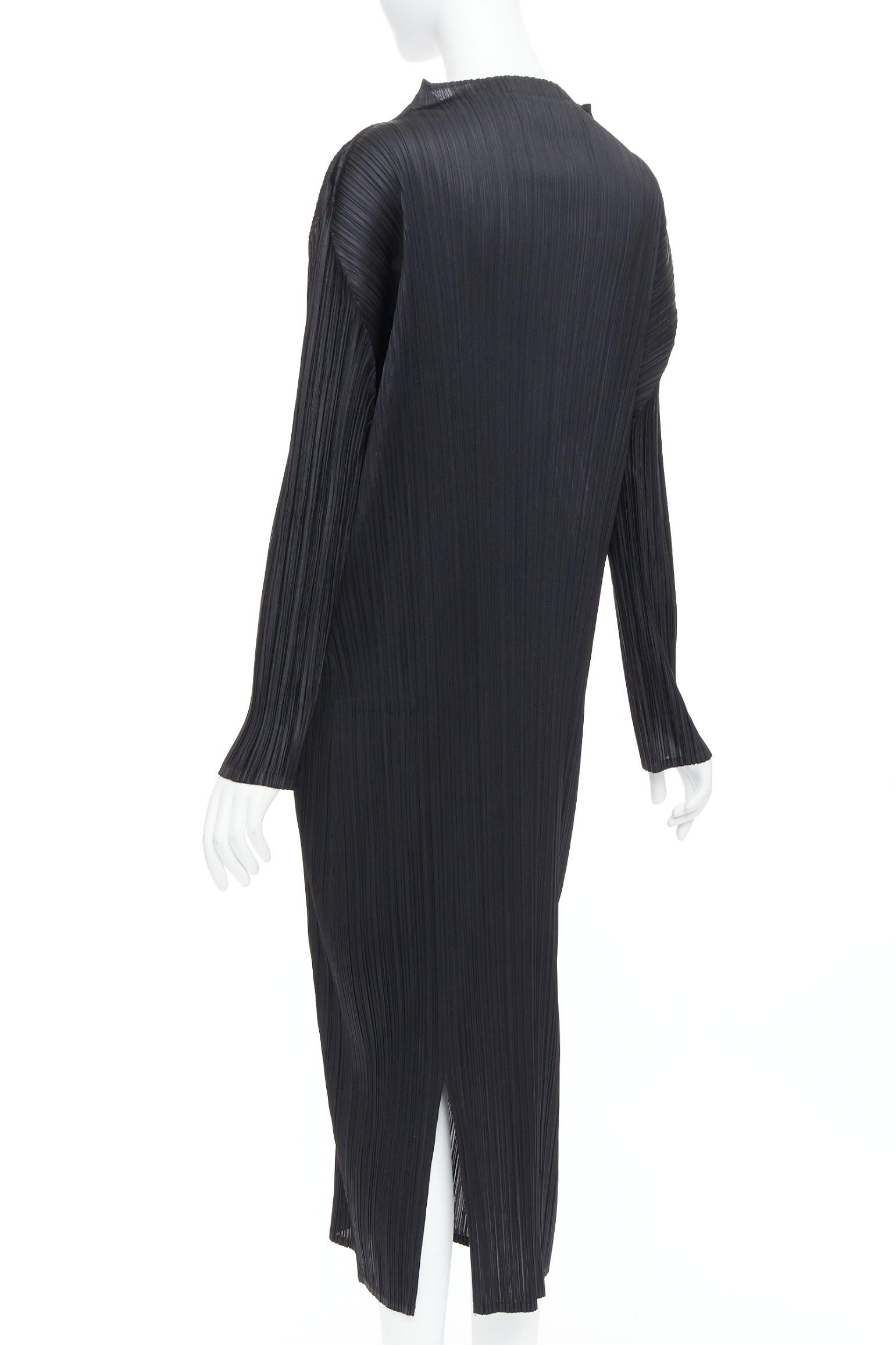 ISSEY MIYAKE Pleats Please black plisse bateau neck slit midi dress JP4 XL For Sale 1