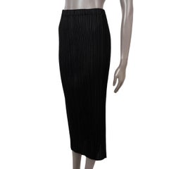 ISSEY MIYAKE PLEATS PLEASE Schwarzer Polyester-PLEATED MIDI-Rock mit Verschluss aus Polyester 2 S