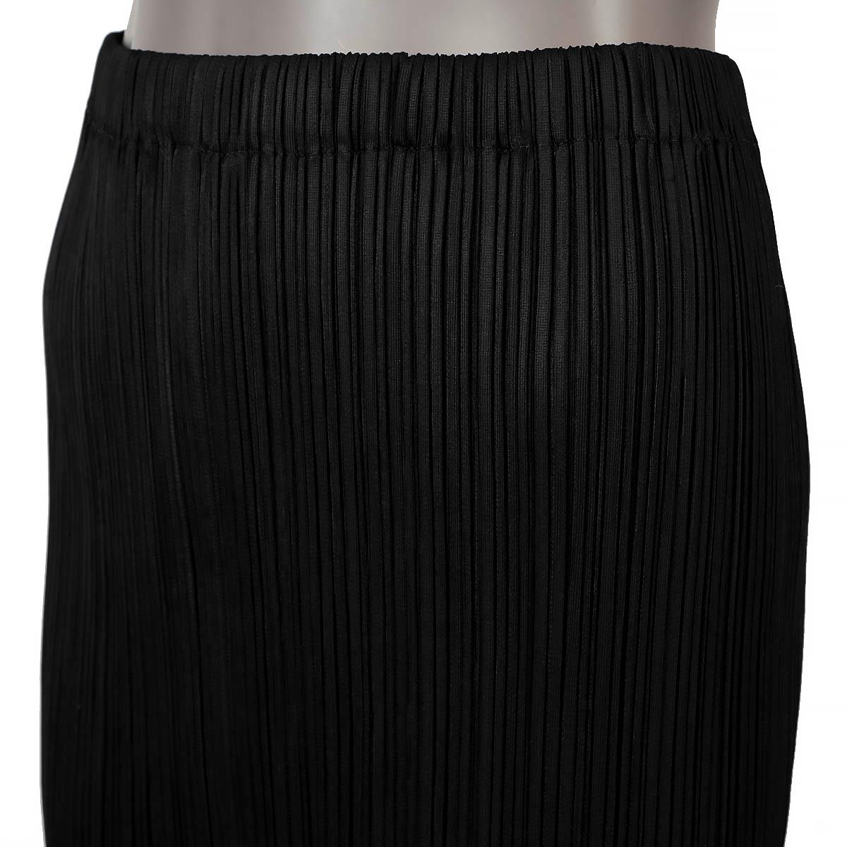 ISSEY MIYAKE PLEATS PLEASE black polyester PLEATED MIDI Skirt 2 S For Sale 1