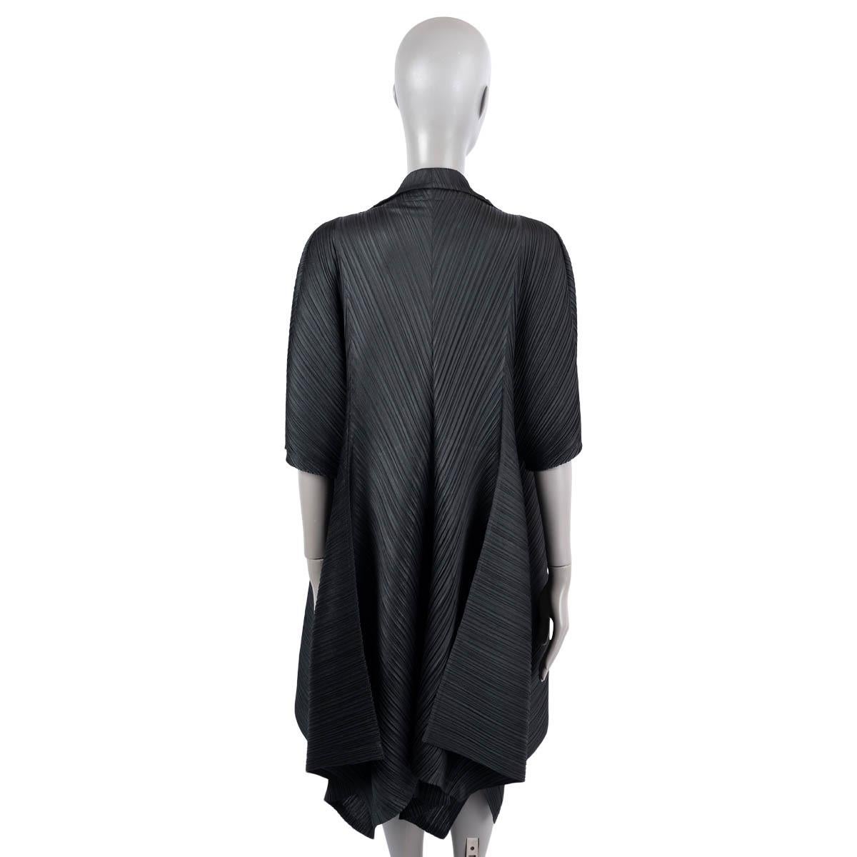 Women's ISSEY MIYAKE PLEATS PLEASE black polyester SHORT SLEEVE Coat Jacket 3 M For Sale