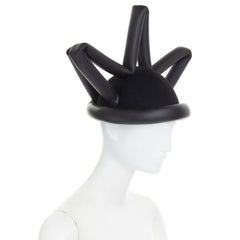 ISSEY MIYAKE PLEATS PLEASE black structural tube club kid statement hat