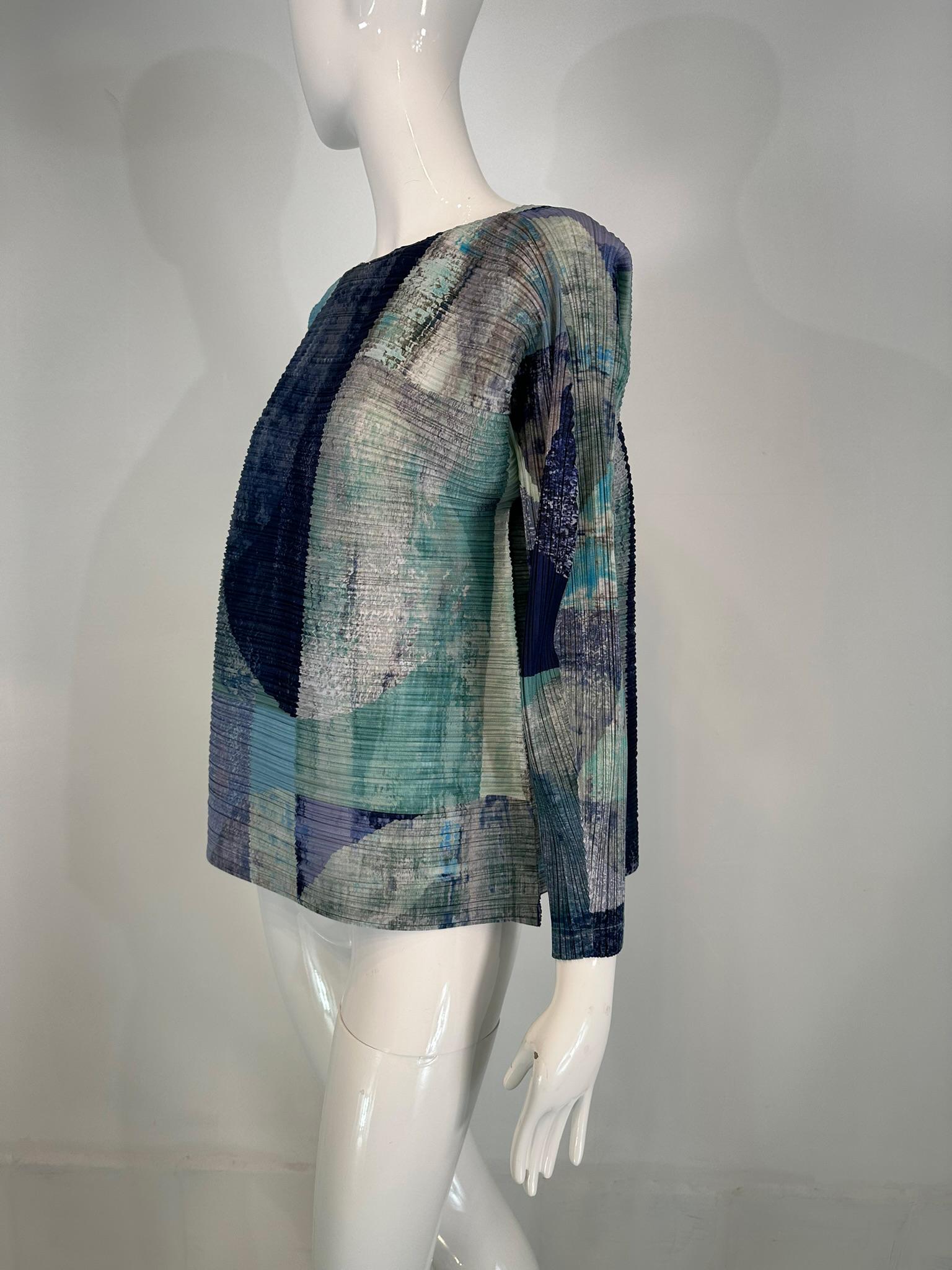 Issey Miyake Pleats Please Azul Gris Modernista Top de manga larga 5 en Bueno estado para la venta en West Palm Beach, FL