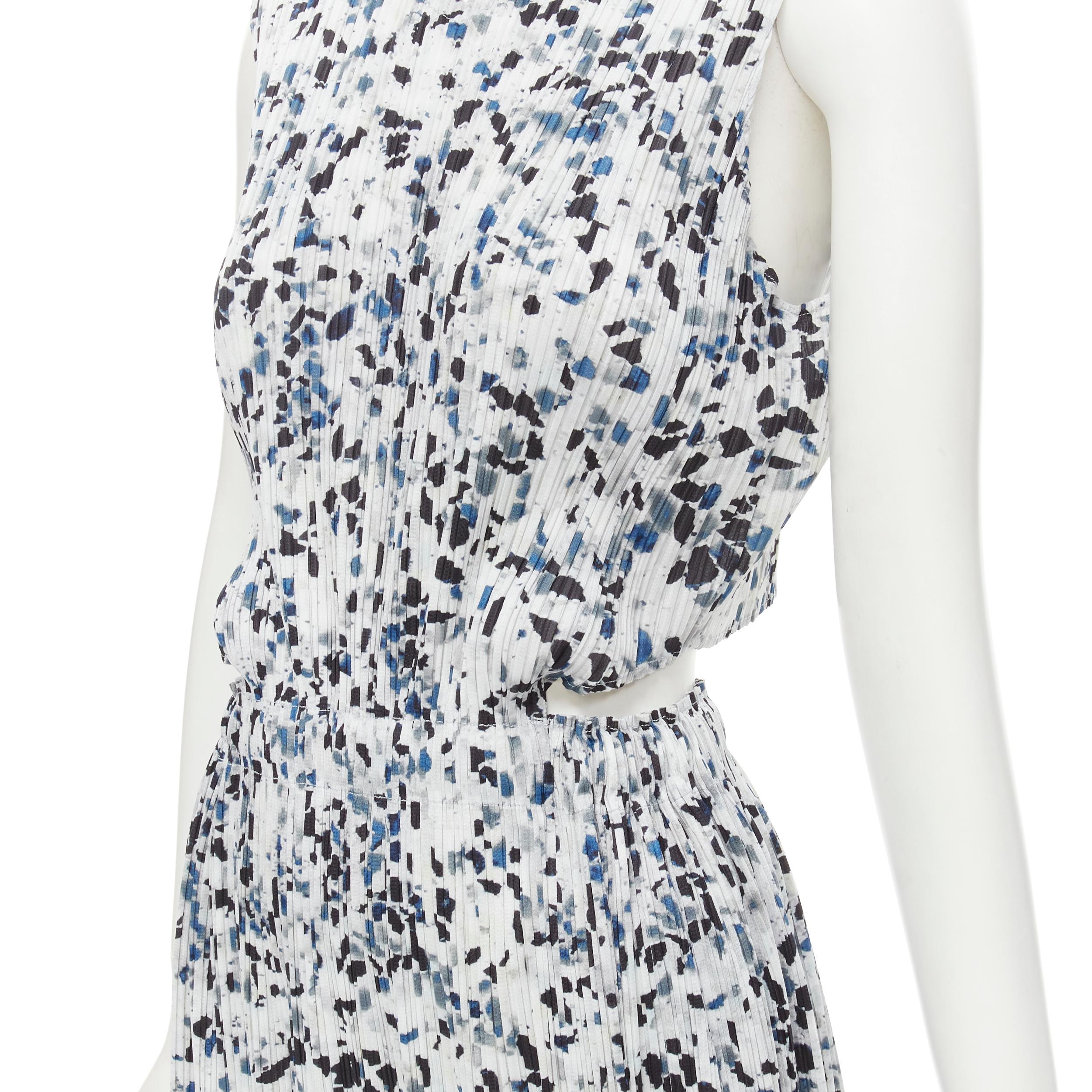 Women's ISSEY MIYAKE PLEATS PLEASE blue grey speckle print backless plisse dress Sz.3 L