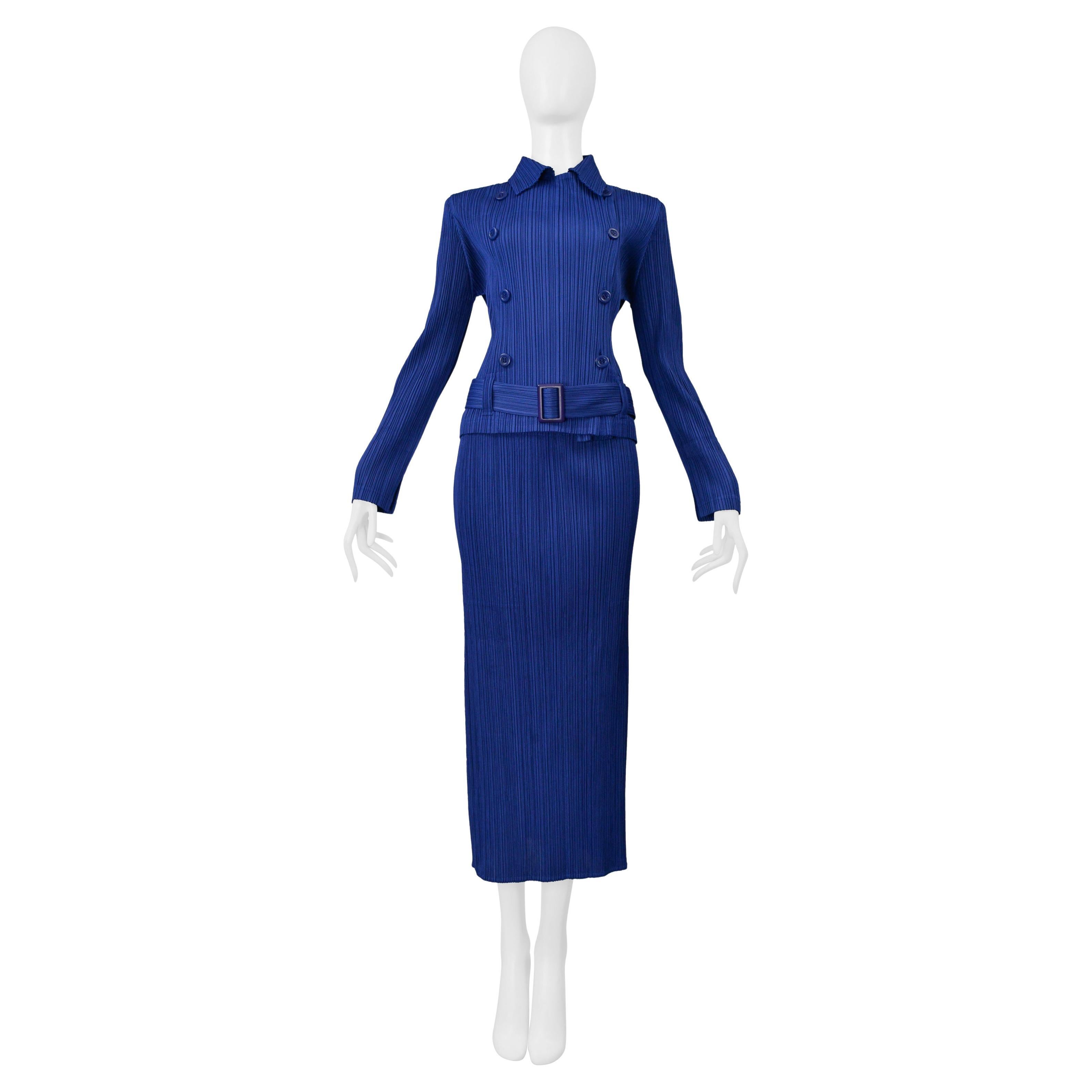 Issey Miyake Pleats Please Blue Pleated Jacket 
Skirt Ensemble 2000 en vente