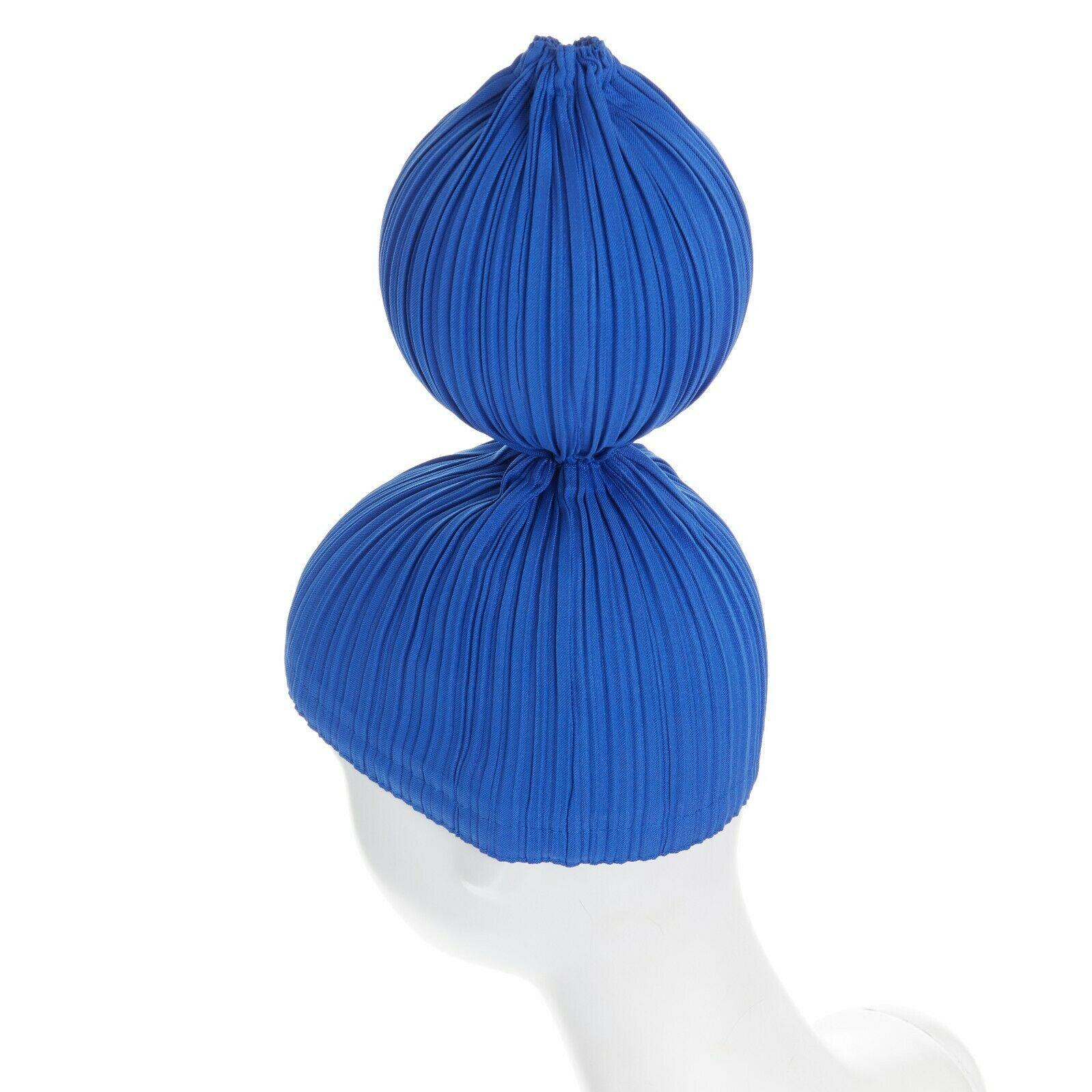 ISSEY MIYAKE PLEATS PLEASE blue pleated single sphere ball bubble statement hat In Excellent Condition In Hong Kong, NT