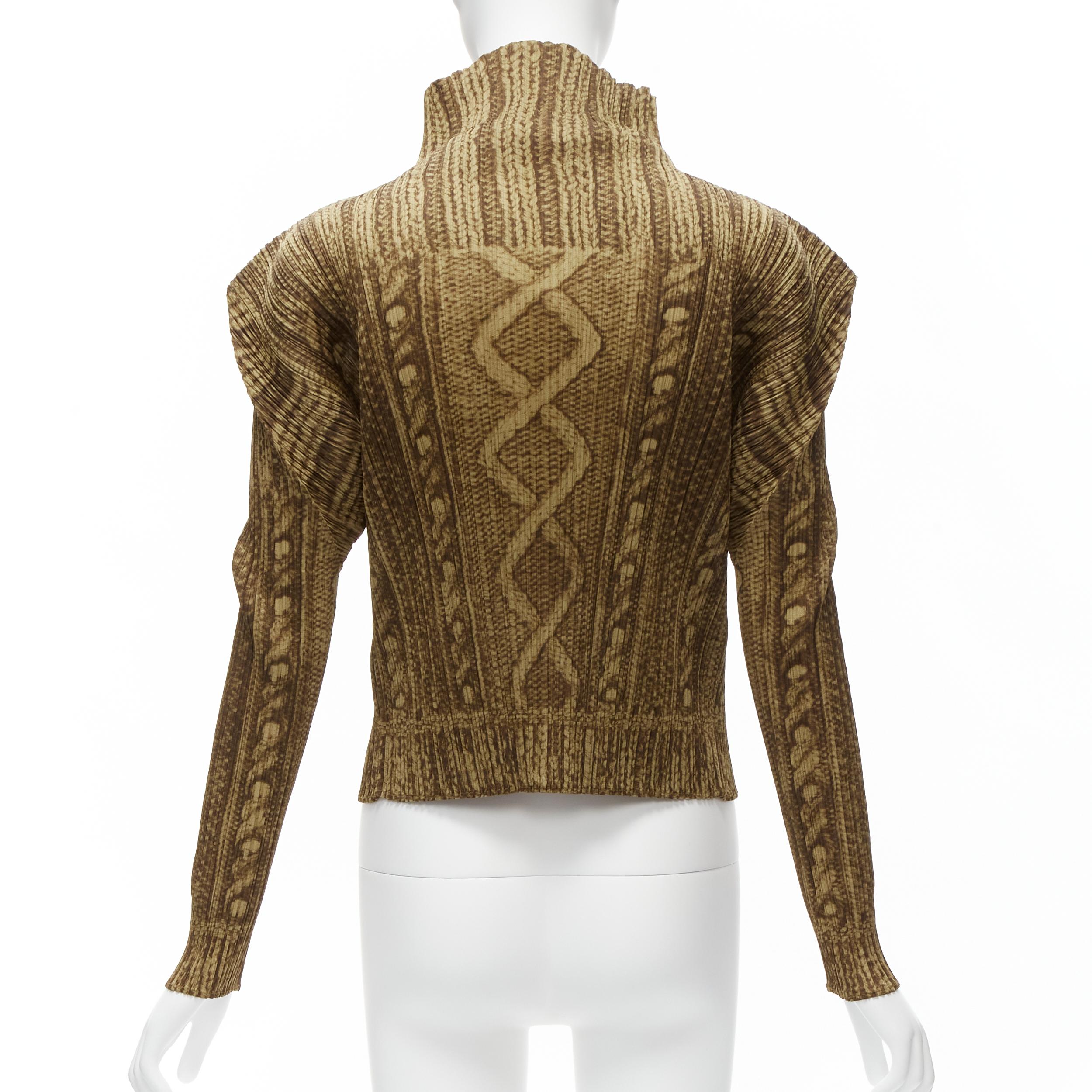 ISSEY MIYAKE PLEATS Please veste zippée en tricot câblé Brown tromp loeil JP4 XL en vente 1