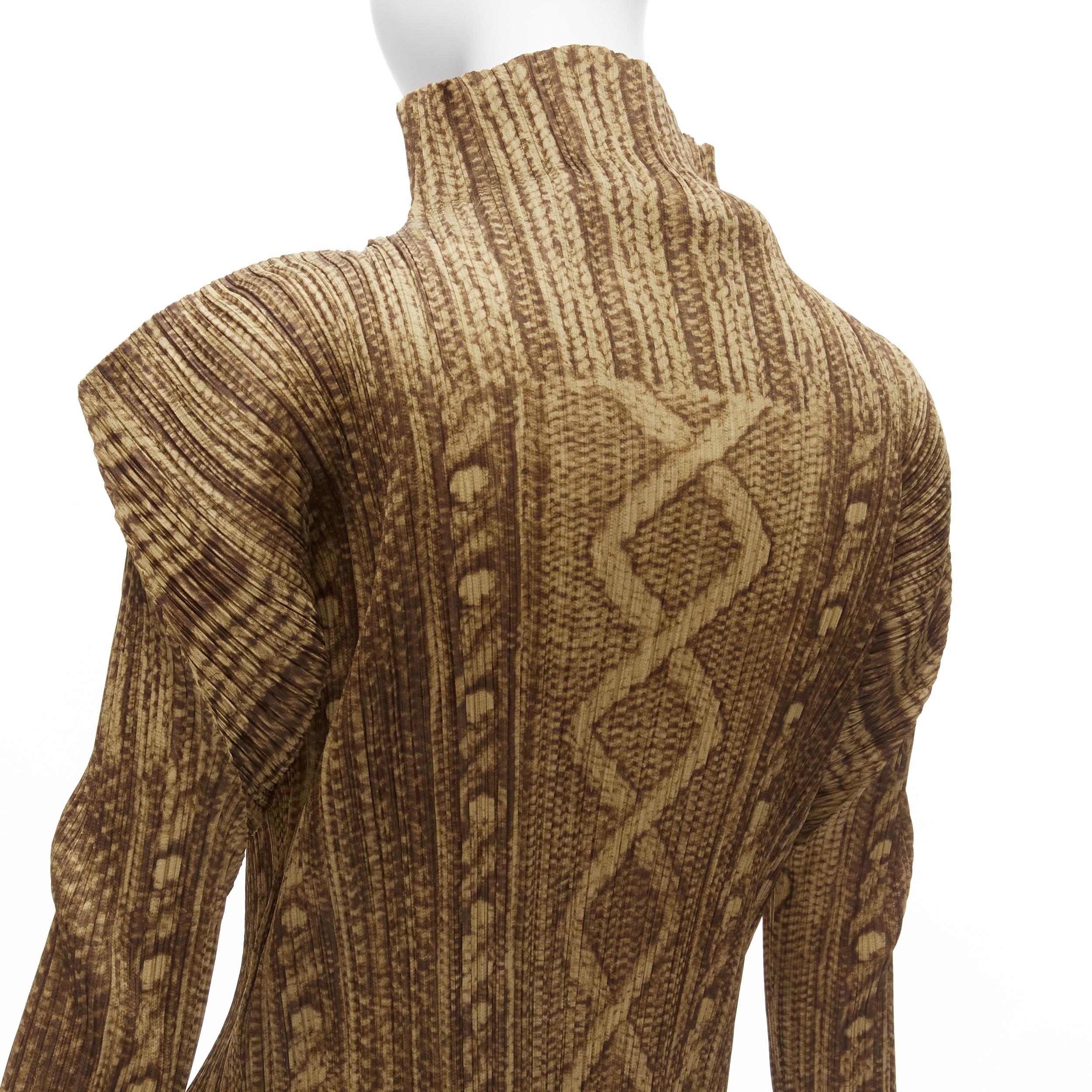 ISSEY MIYAKE PLEATS Please veste zippée en tricot câblé Brown tromp loeil JP4 XL en vente 3