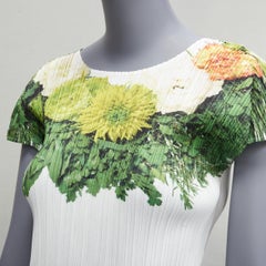 ISSEY MIYAKE Pleats Please cream green bouquet floral neckline plisse top JP3 L