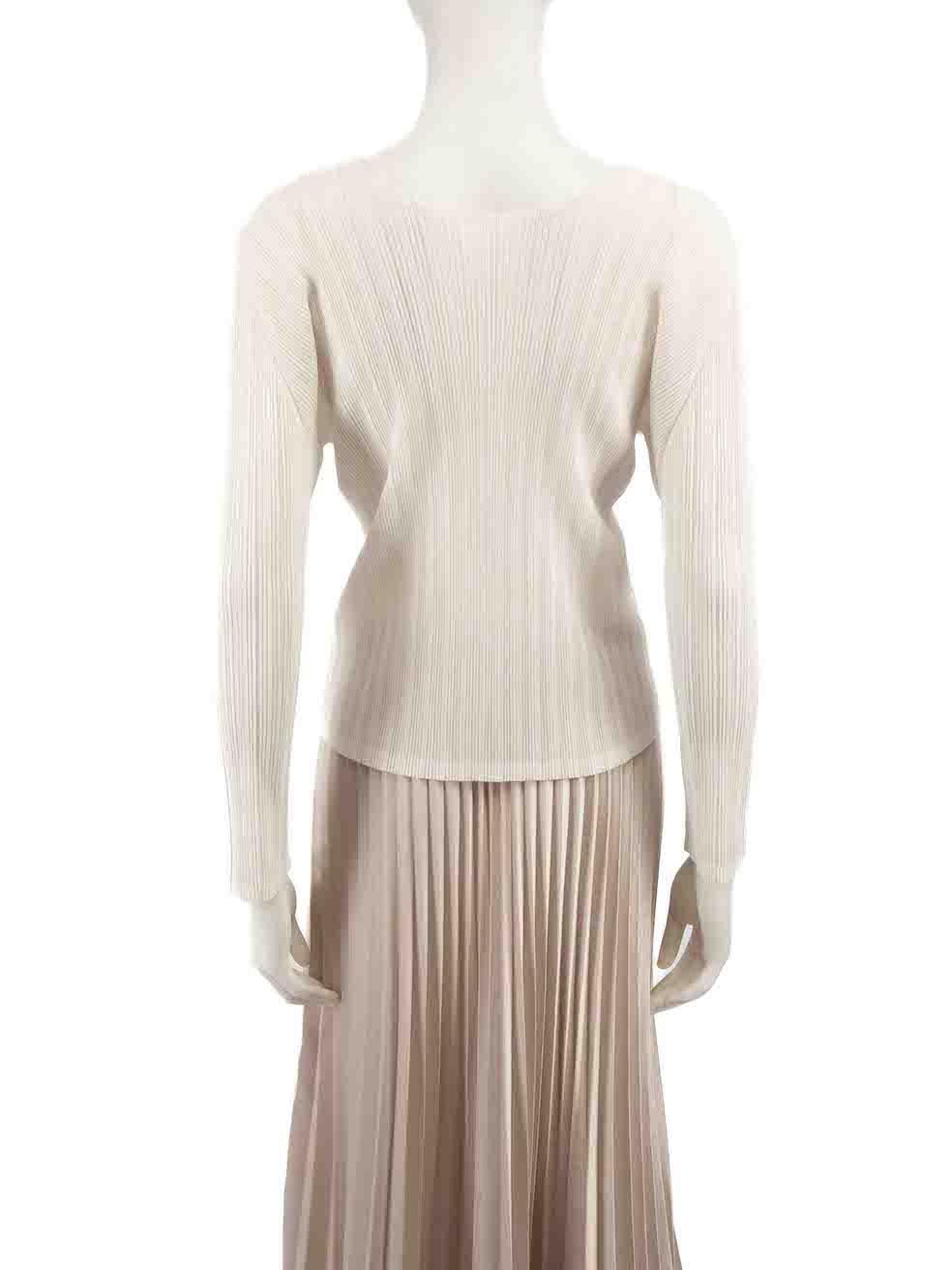 Issey Miyake Pleats Please Cream Round Neck Pleated Top Size M In New Condition For Sale In London, GB