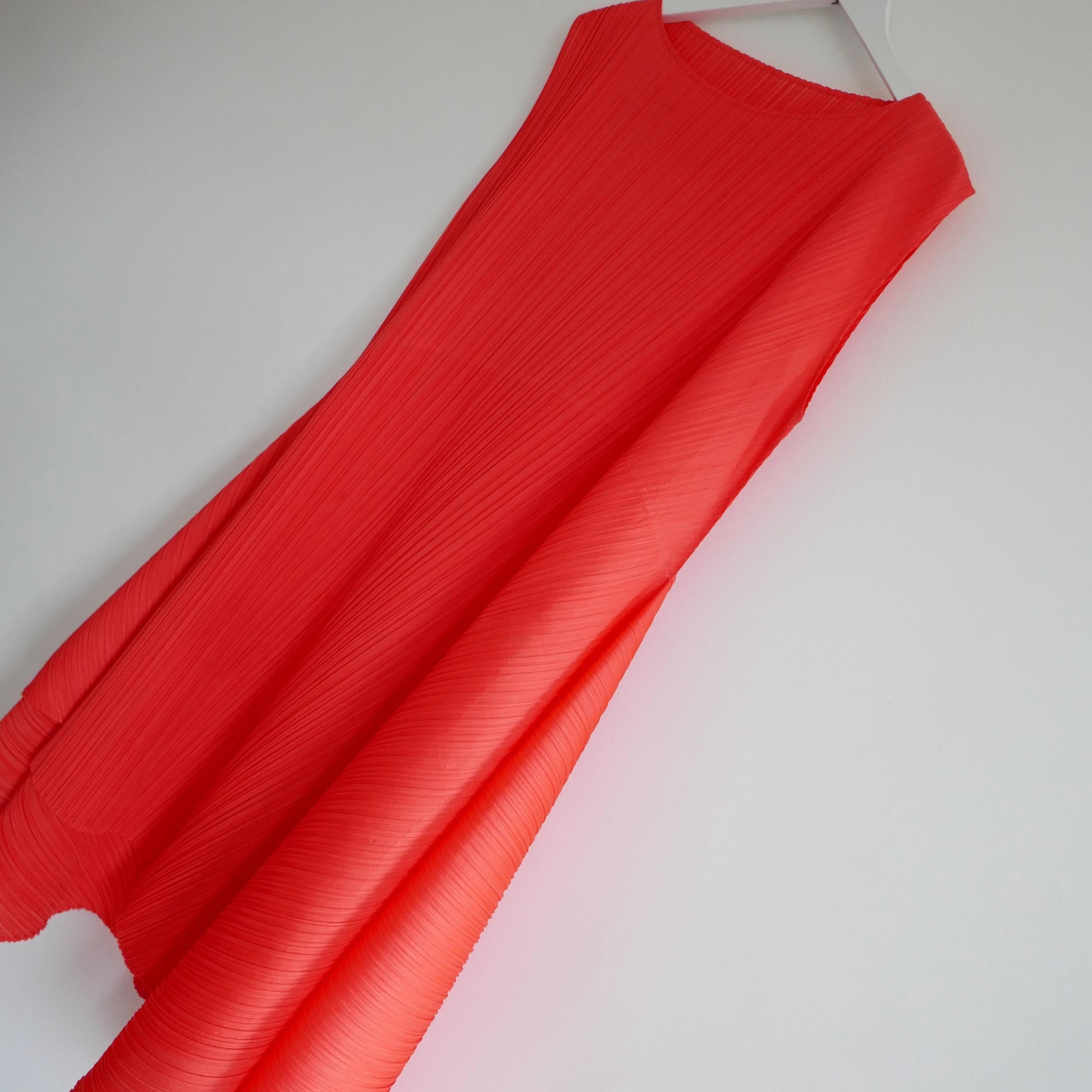  Issey Miyake Pleats Please Flared Dress In Excellent Condition For Sale In London, GB
