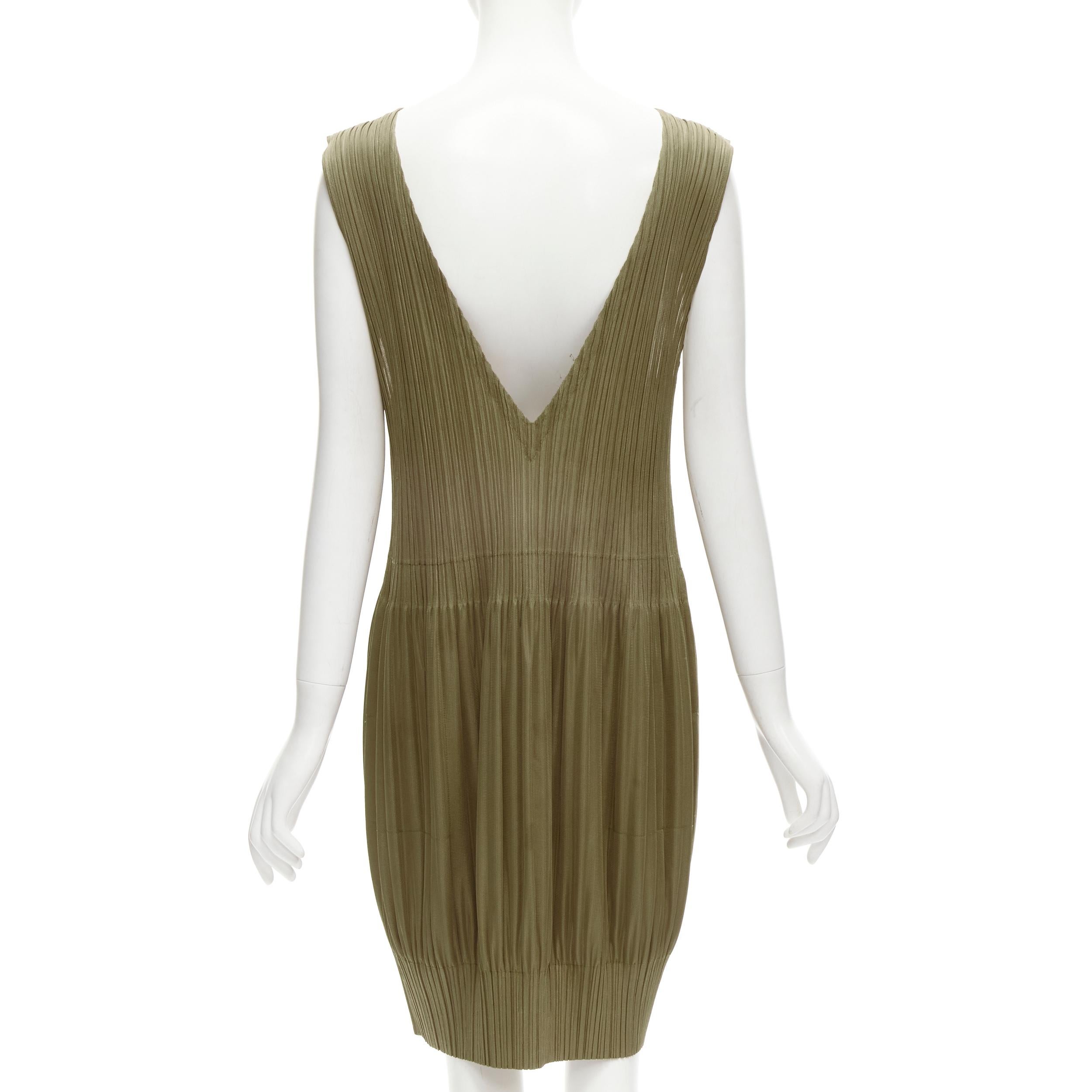 ISSEY MIYAKE PLEATS PLEASE gold V neck bubble skirt pleated plisse dress JP4 XL For Sale 1