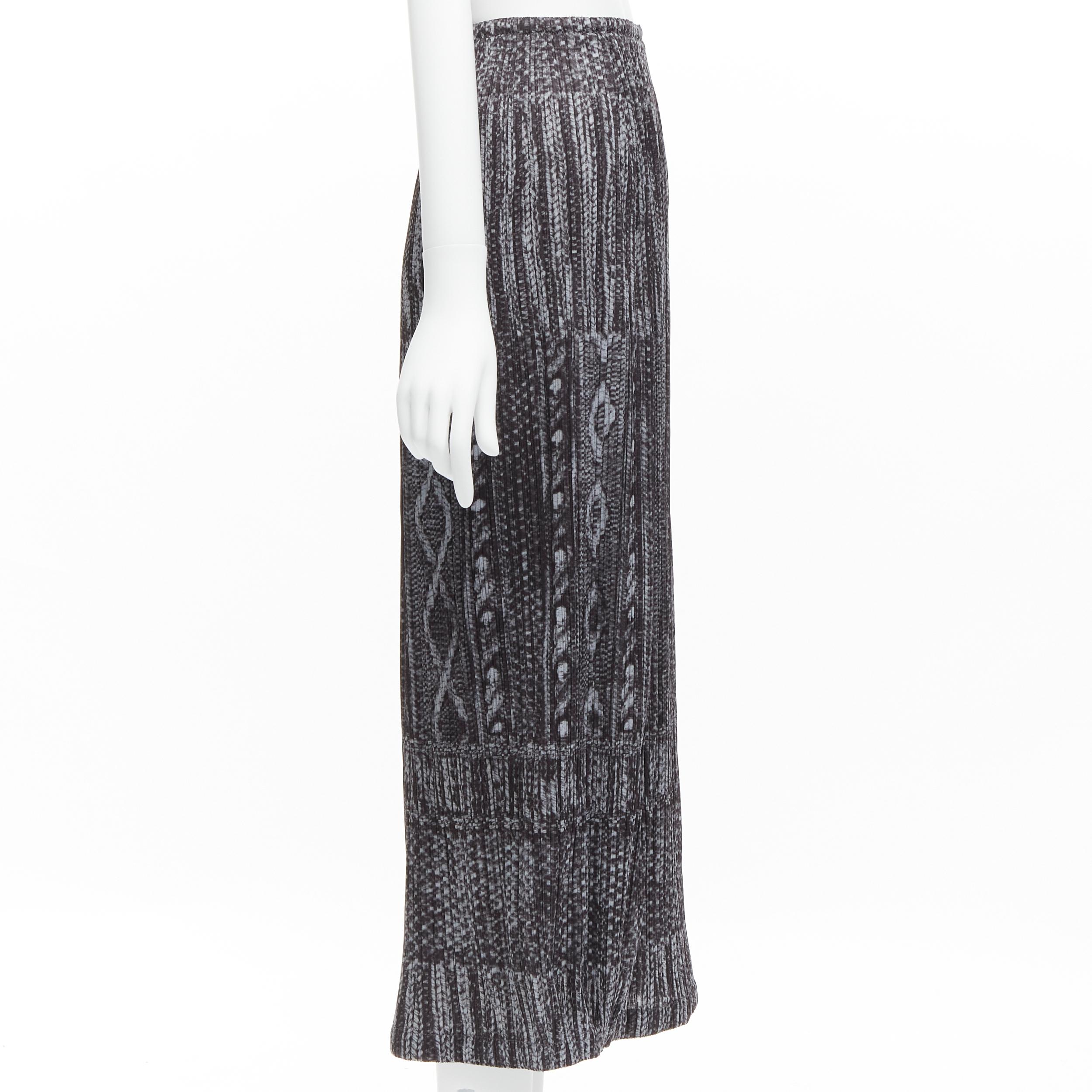 Black ISSEY MIYAKE PLEATS PLEASE grey black cable knit print pleated midi skirt JP2 M For Sale
