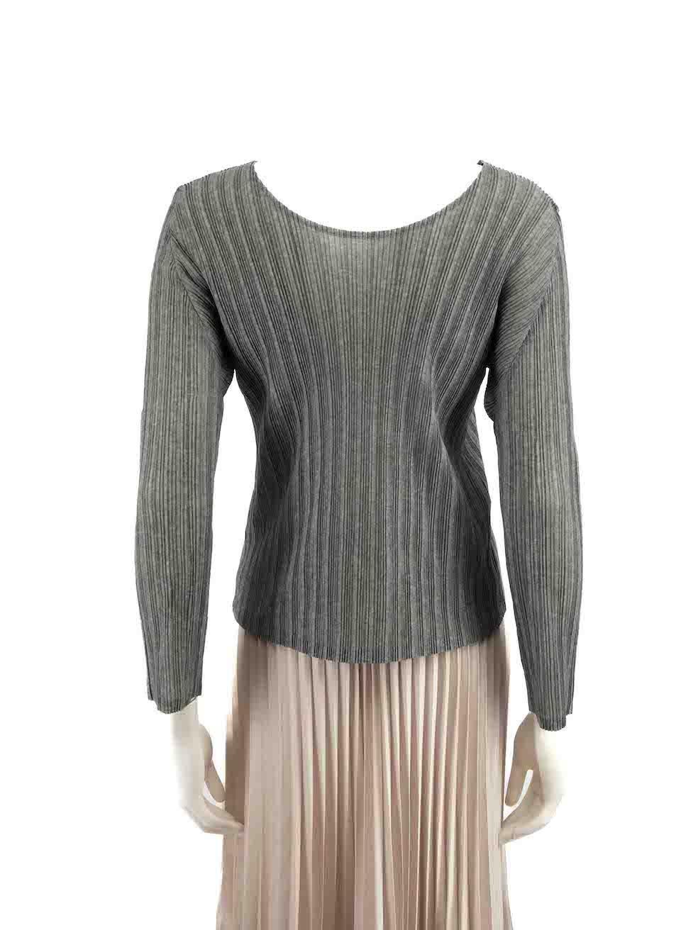 Issey Miyake Pleats Please Grey Round Neck Pleated Top Size M In New Condition For Sale In London, GB